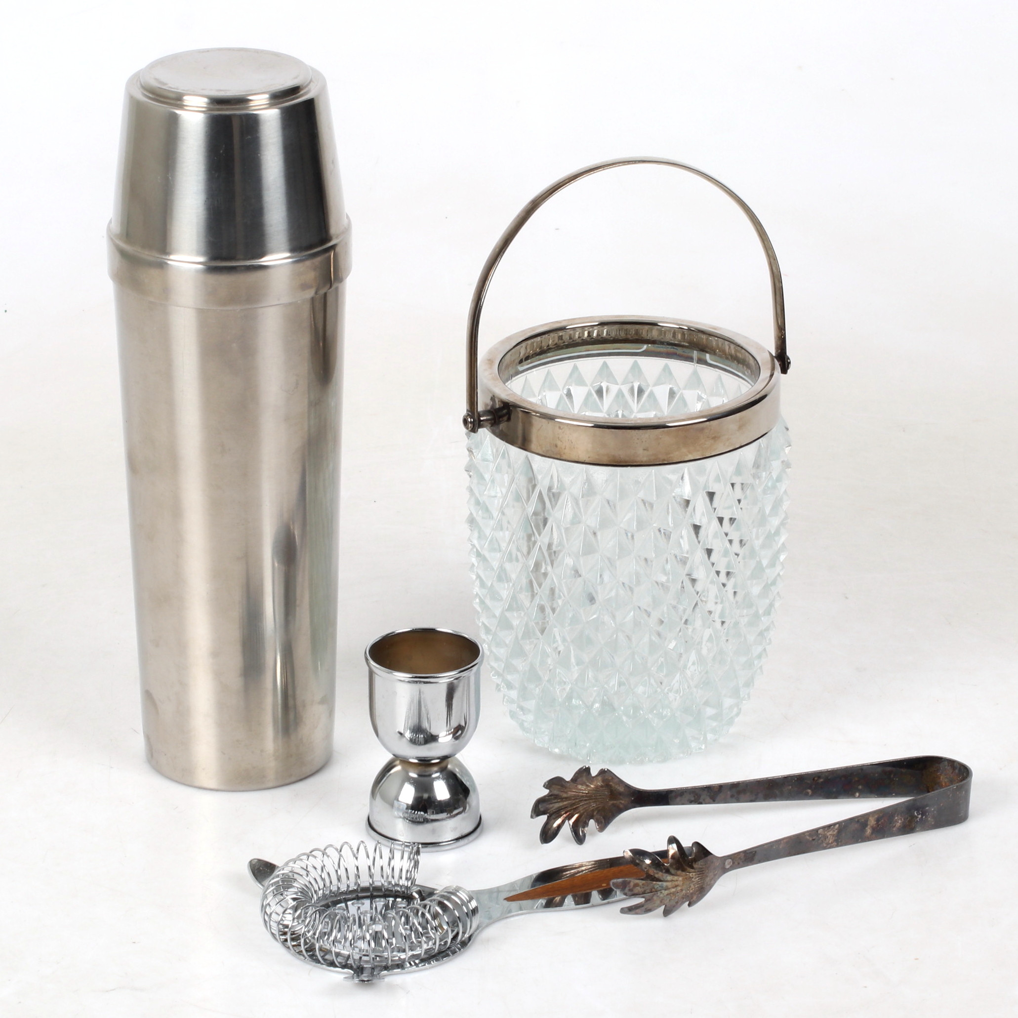 COCKTAILSHAKER och ISHINK, glas, stål, bl.a. Gense, 1900-tal.