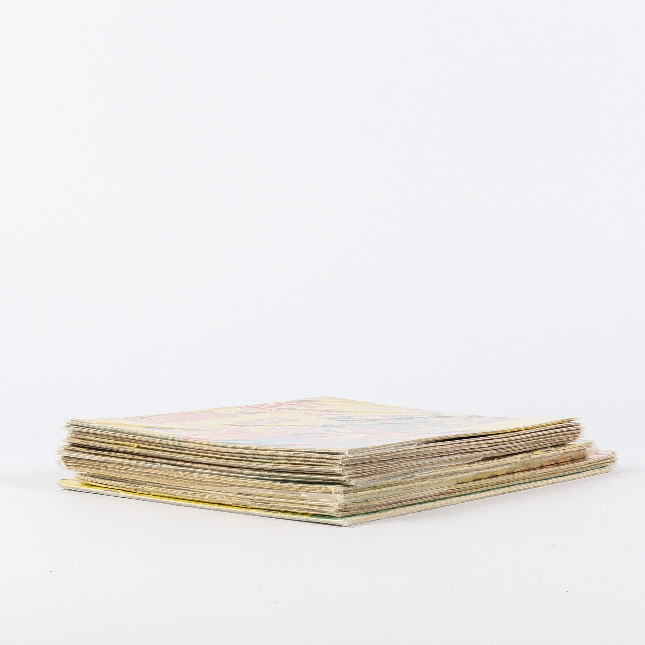 SERIETIDNINGAR Knoll och Tott, 17 stycken.