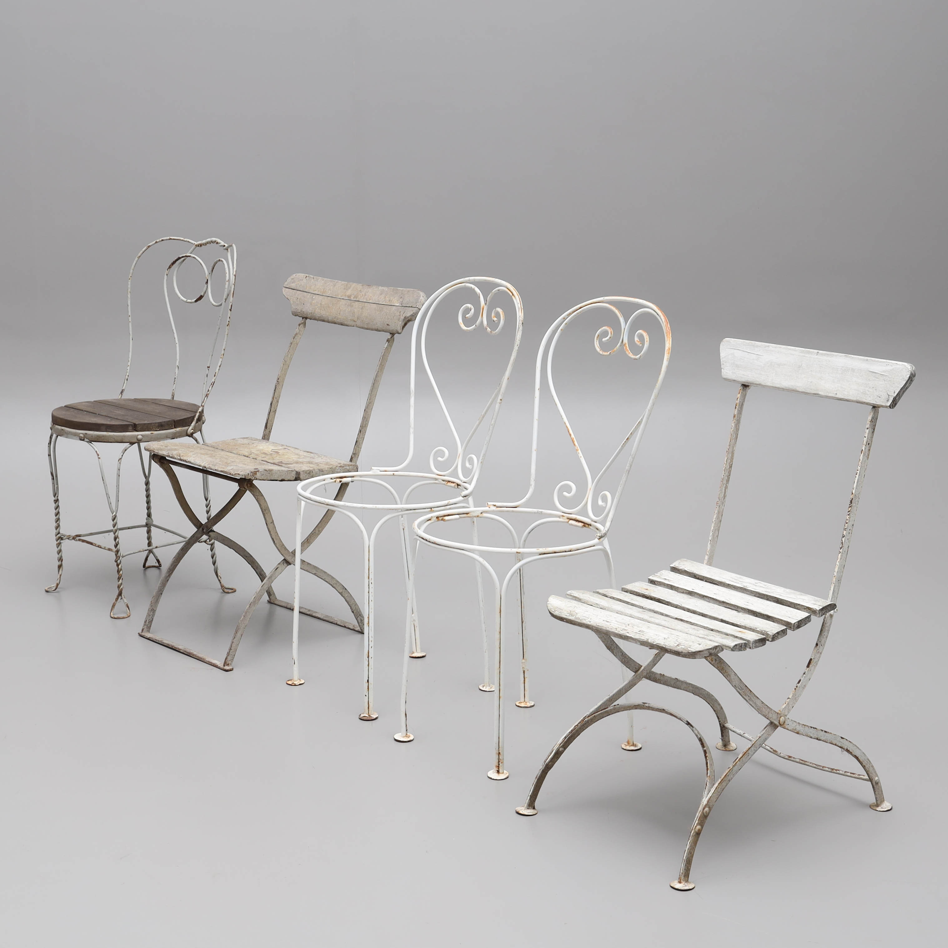 TRÄDGÅRDSSTOLAR, 5 st, "Classic No 1" & Bryggeristolar, 1900-tal.