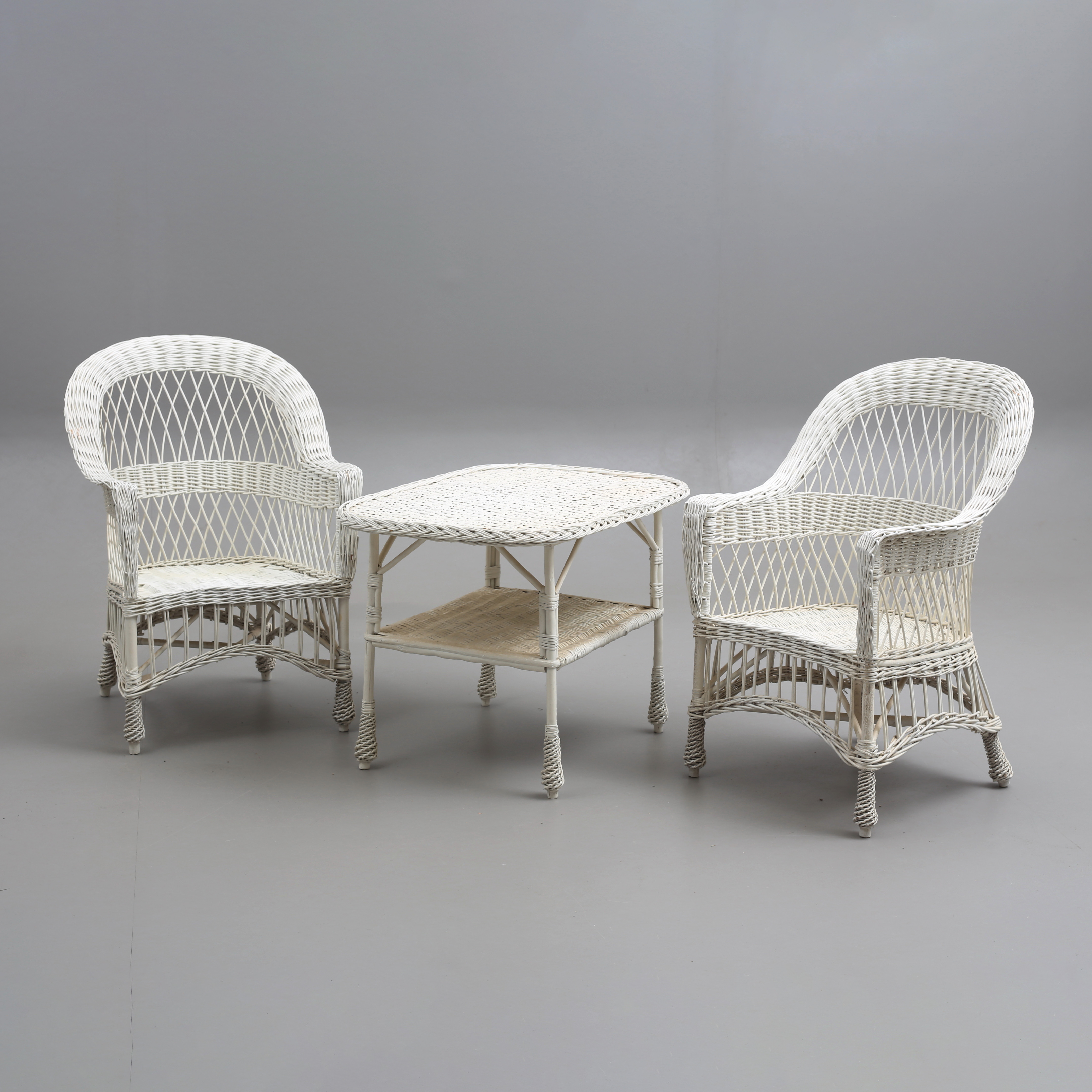 KORGMÖBEL, 3 delar, rotting.