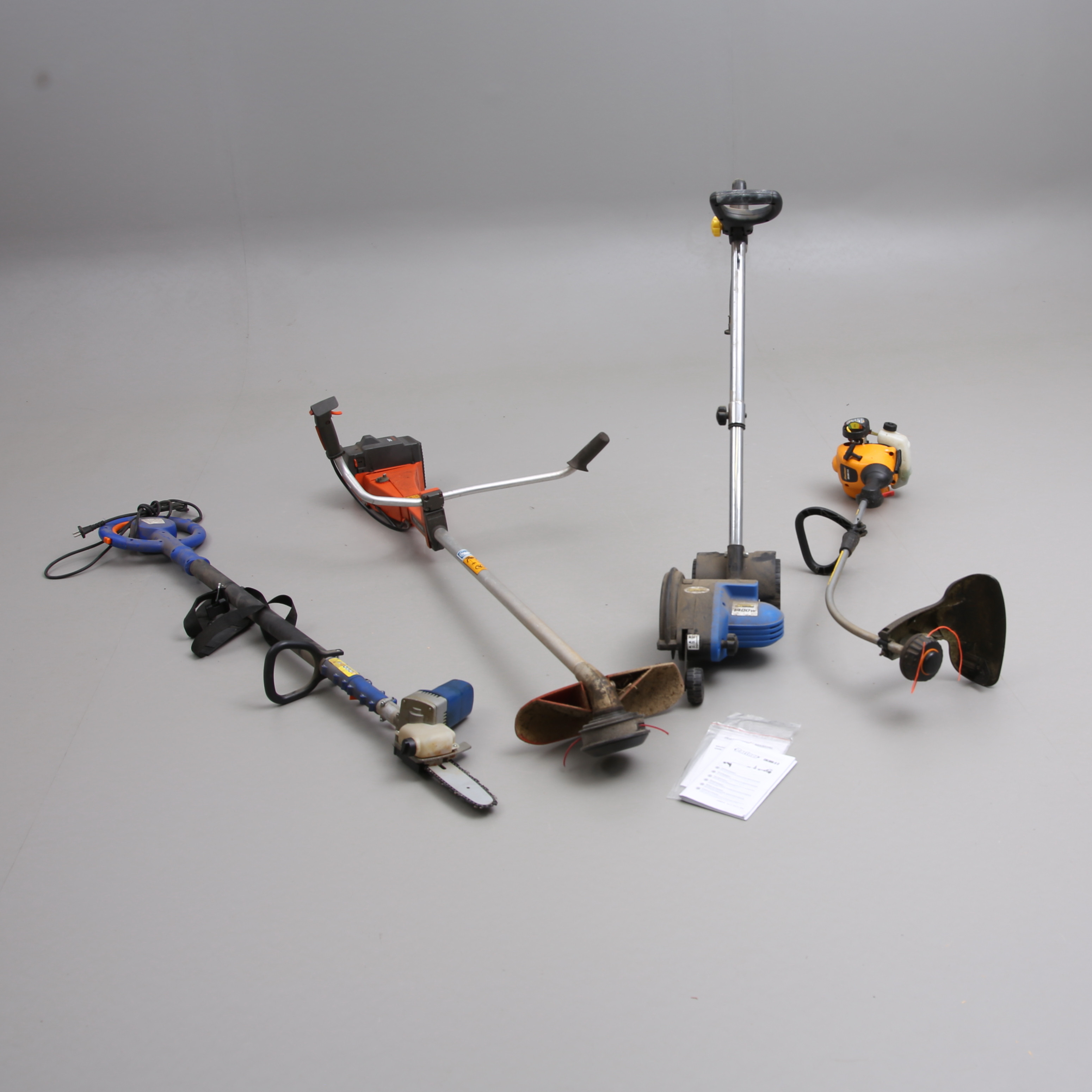 TRÄDGÅRDSREDSKAP, trimmers, grensåg samt kantskärare, bla Husqvarna, Partner, Meec.