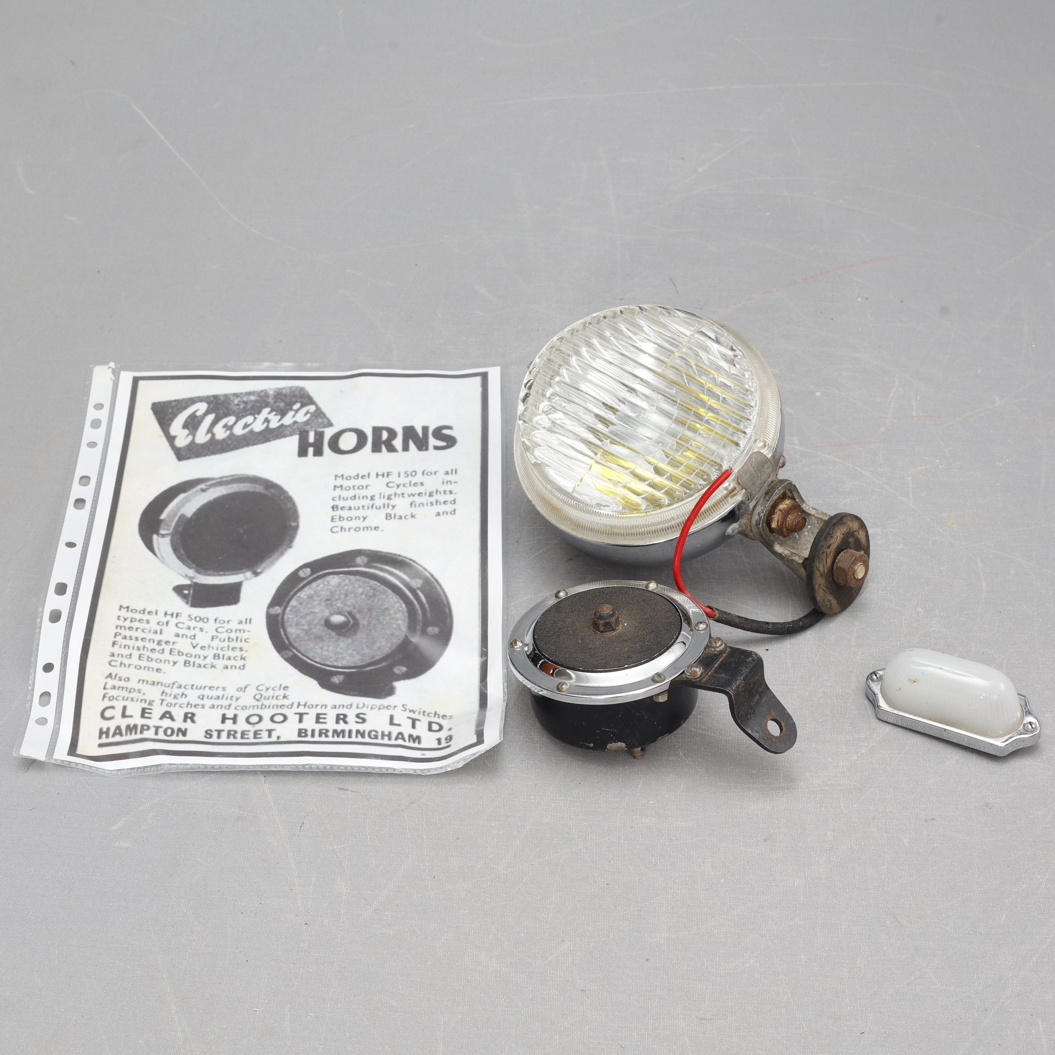 SIGNALHORN, samt dimljus o innerbelysning, 3 delar.