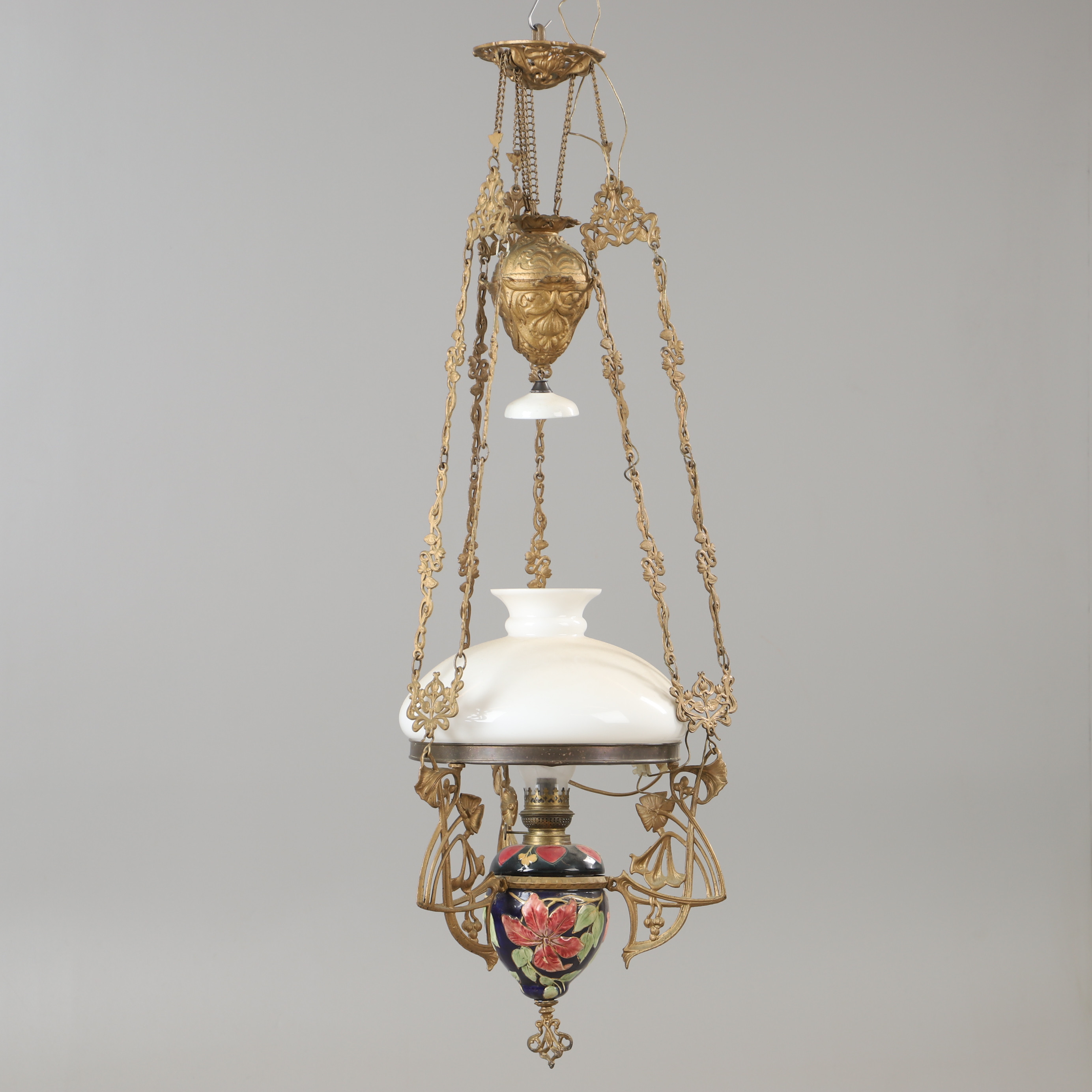 TAKFOTOGENLAMPA, majolika, jugend.