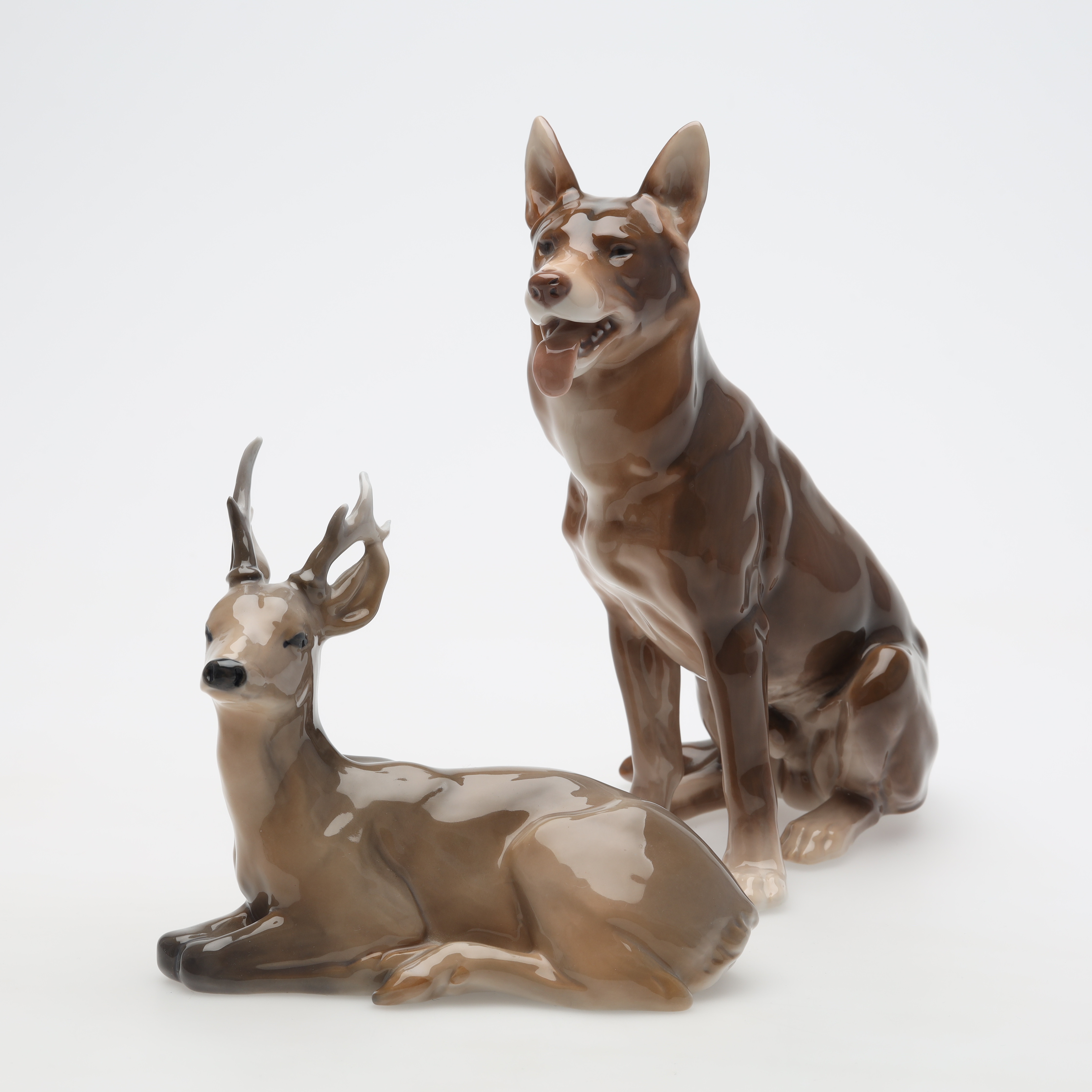 FIGURINER 2 st Bing& Gröndahl samt Royal Copenhagen.