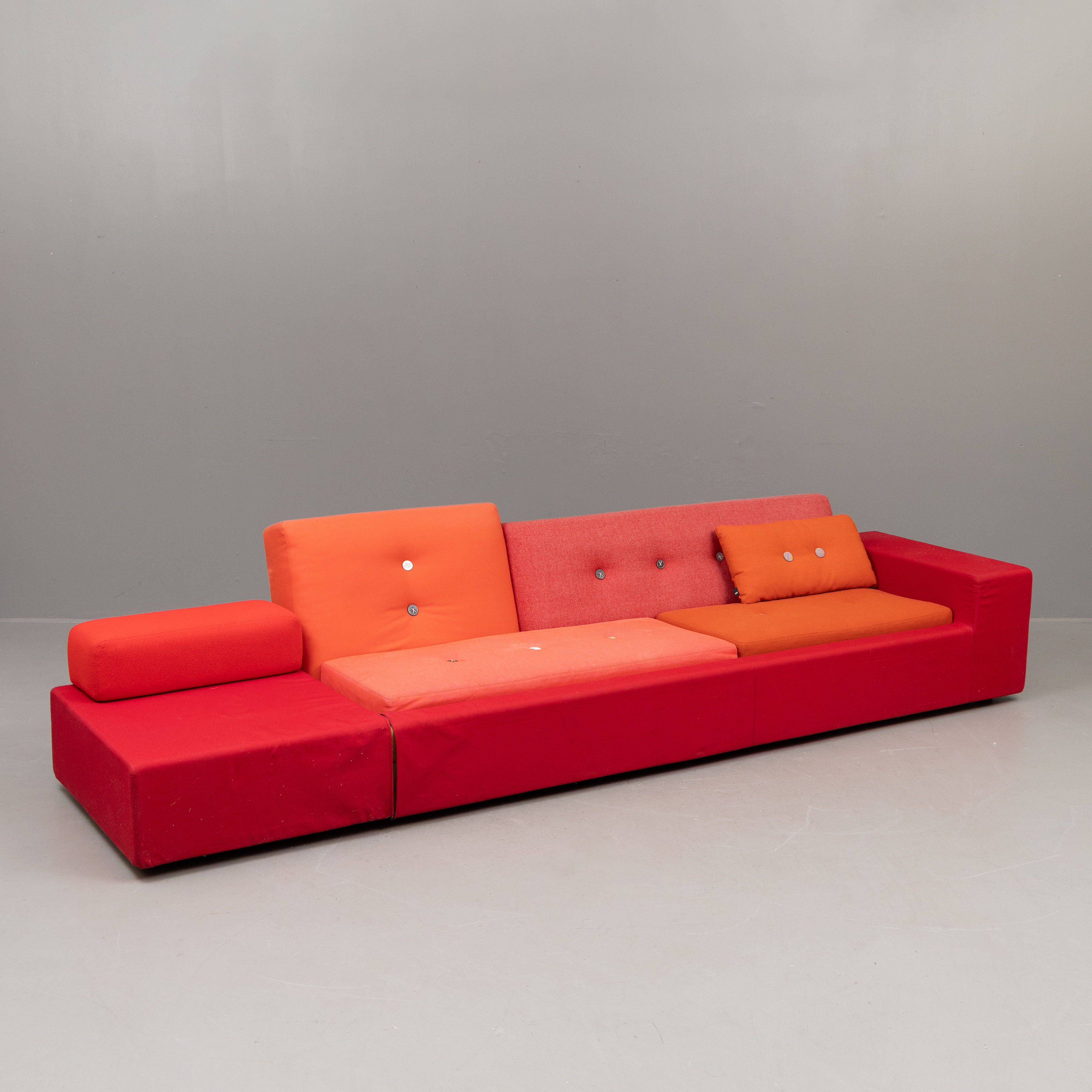 HELLA JONGERIUS. Soffa, modell Polder XL, Vitra, formgiven 2005.