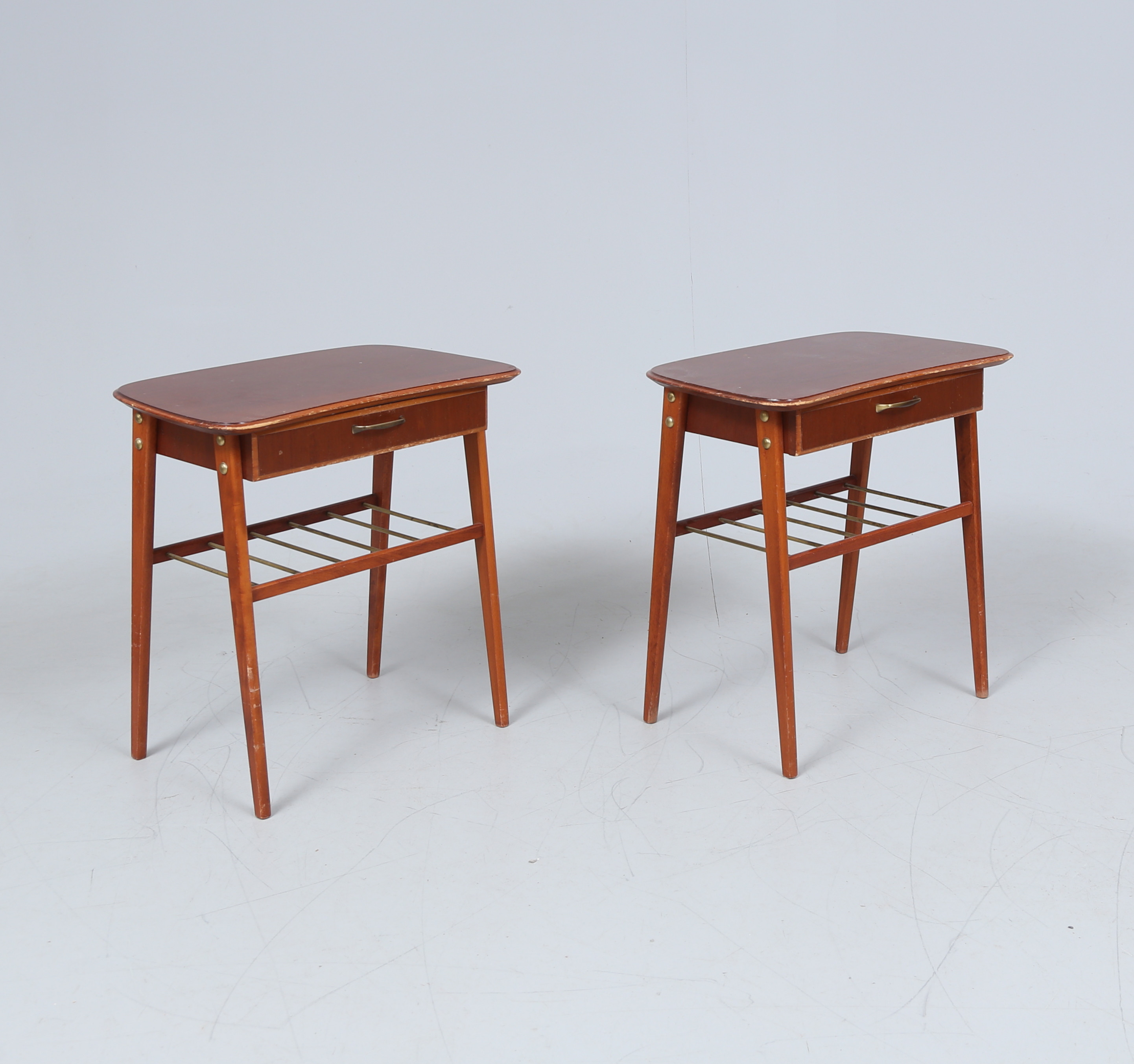 NATTDUKSBORD, 1 par, Sverige, 1950-tal.