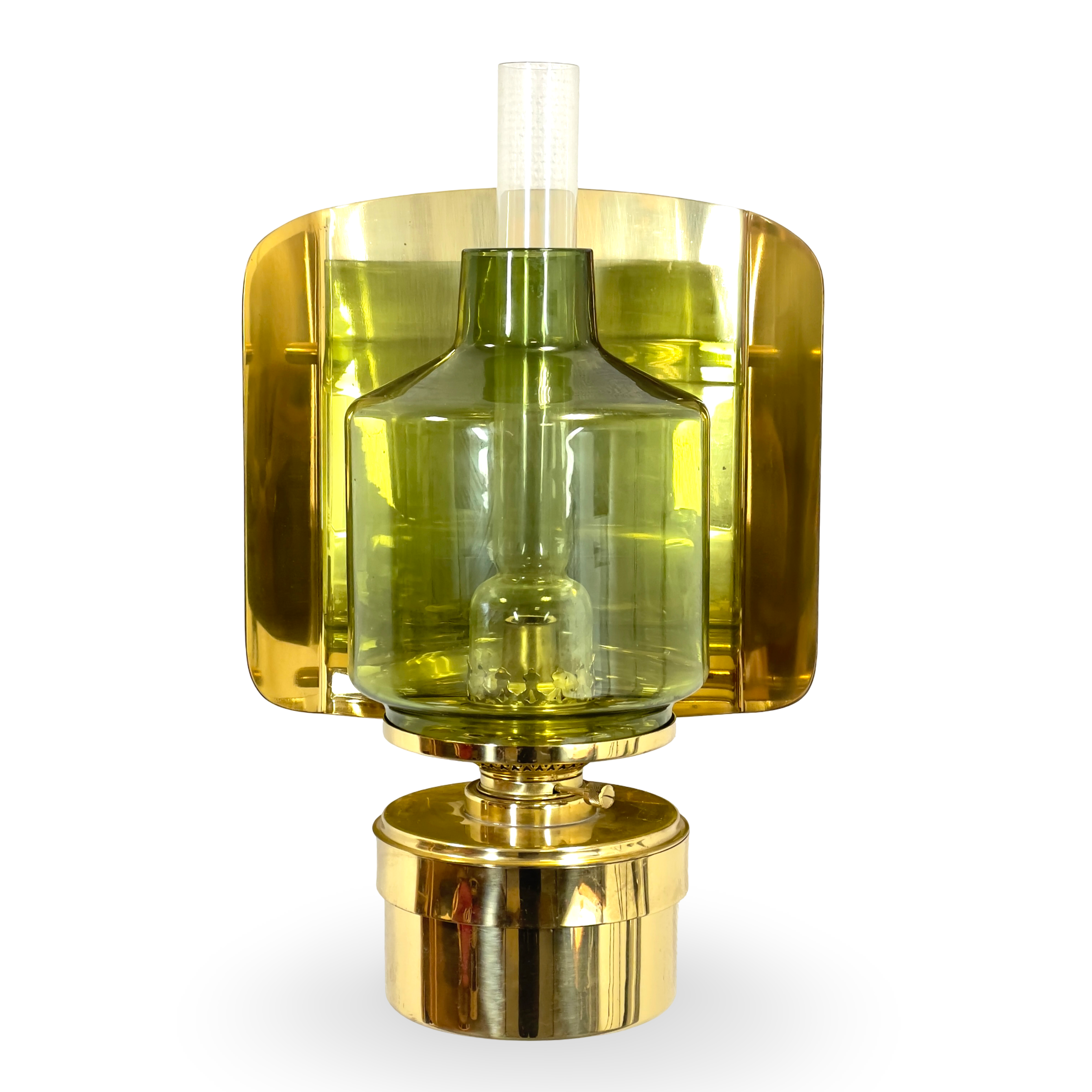 HANS-AGNE JAKOBSSON. Väggfotogenlampa, mässing/glas, modell "L 137", Markaryd, etikettmärkt, 1960/1970- tal.