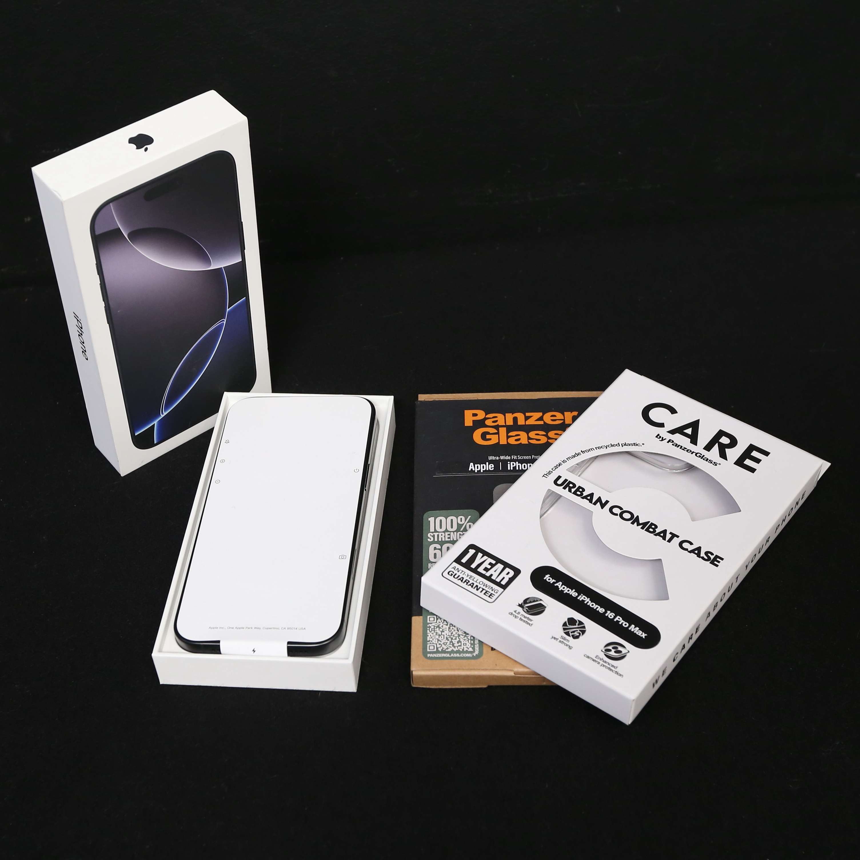 IPHONE, 16 Pro Max, Black Titanium, 512GB, i kartong med 2 nya/oöppnade tillbehör-delar till IPHONE 16 Pro Max.
