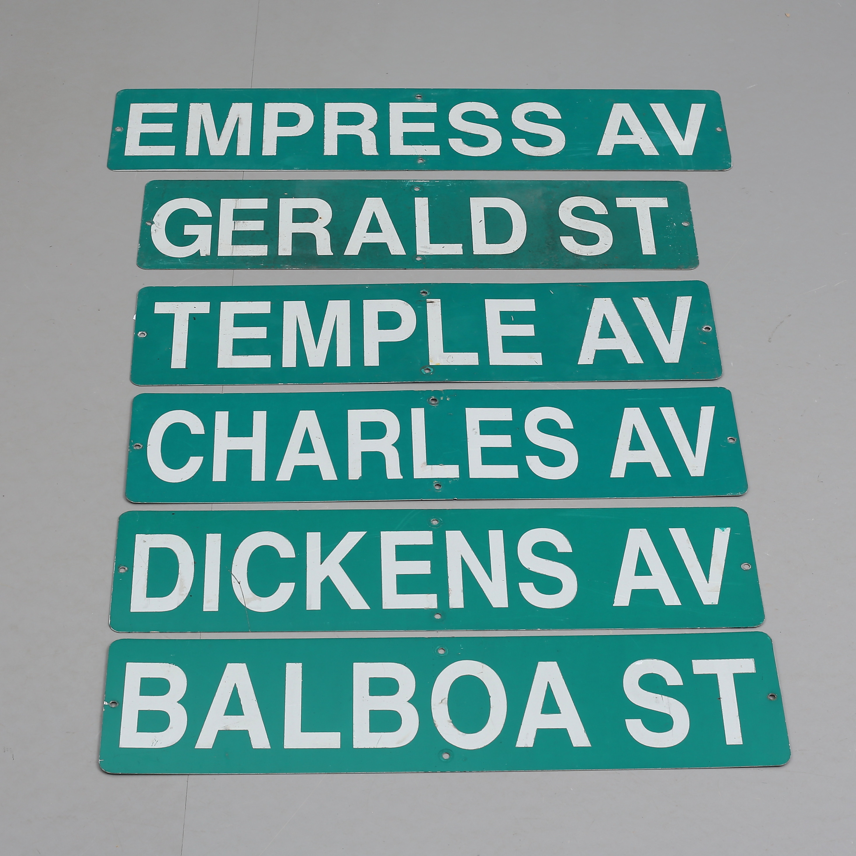 VÄGSKYLTAR, 6 st metall, USA.