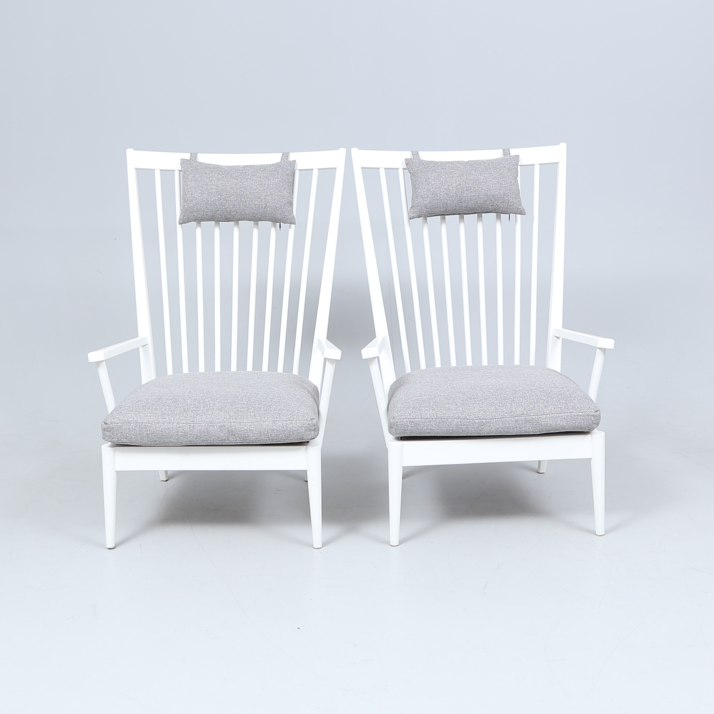 KARMSTOLAR/FÅTÖLJER, ett par ”Orust”, Torkelson, 2010-tal.