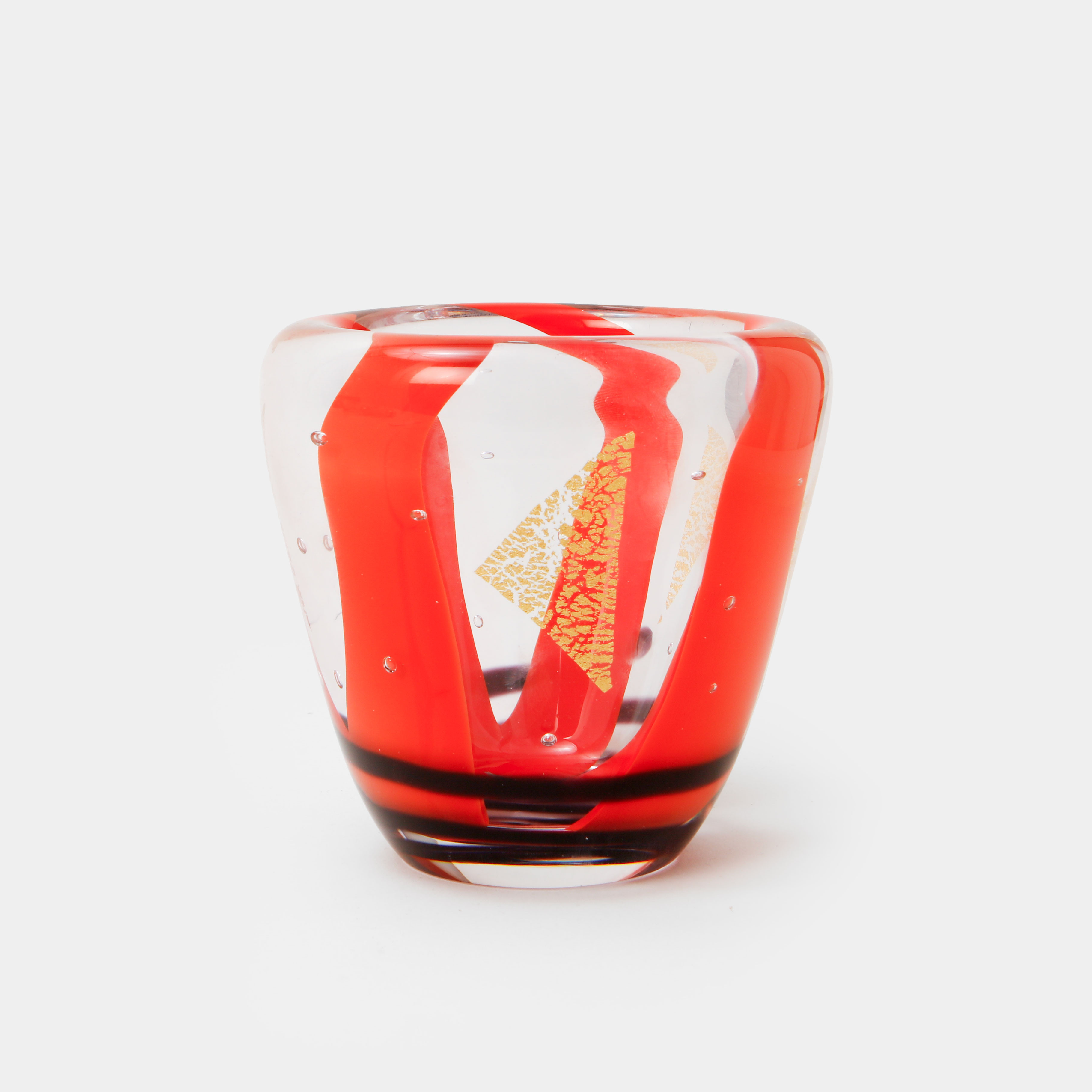 CARLOS R. PEBAQUÉ. Vas, glas, Gullaskruv, signerad, 2003.