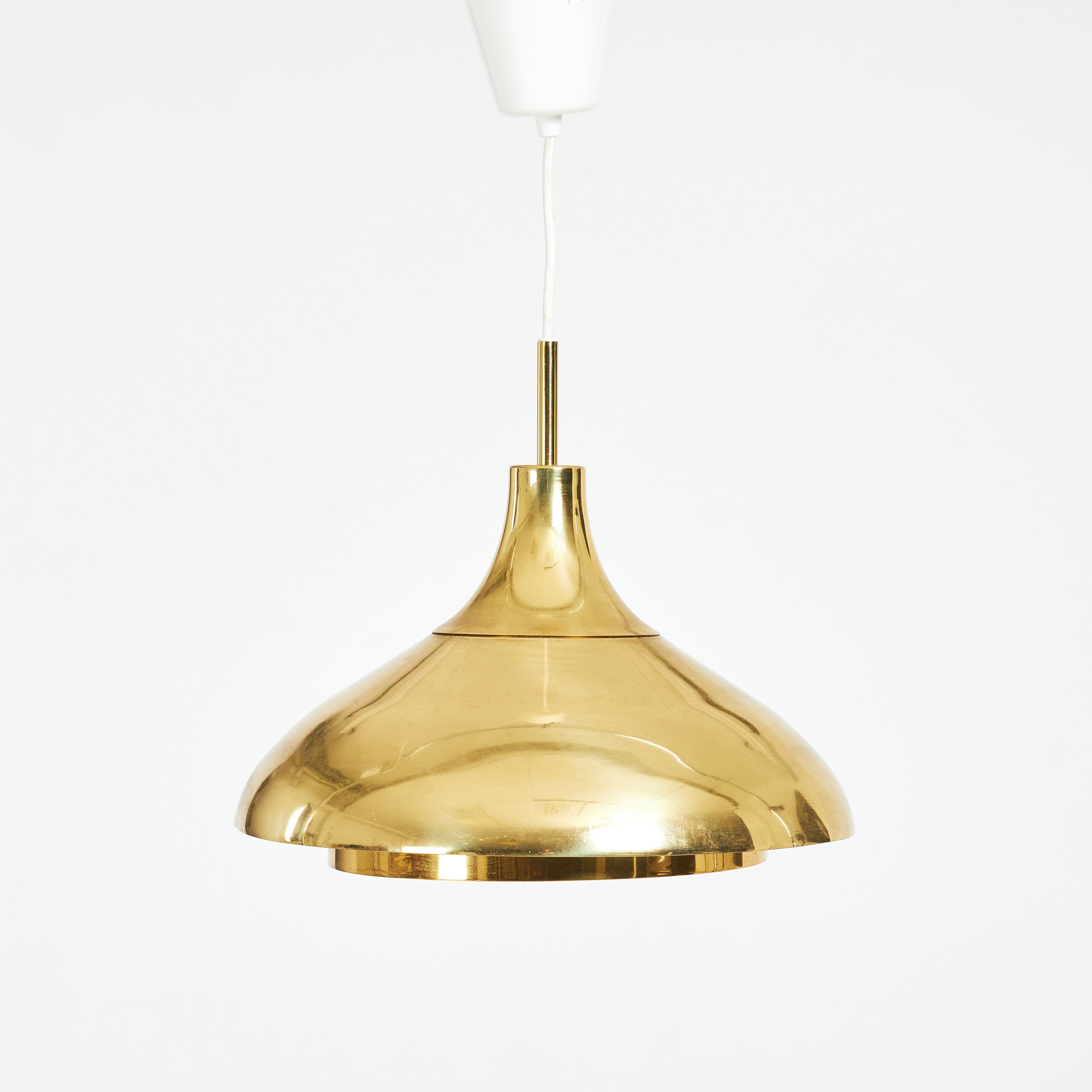 TAKLAMPA, Boréns, Borås, mässing, invändigt lackerad, 1900-talets andra hälft.