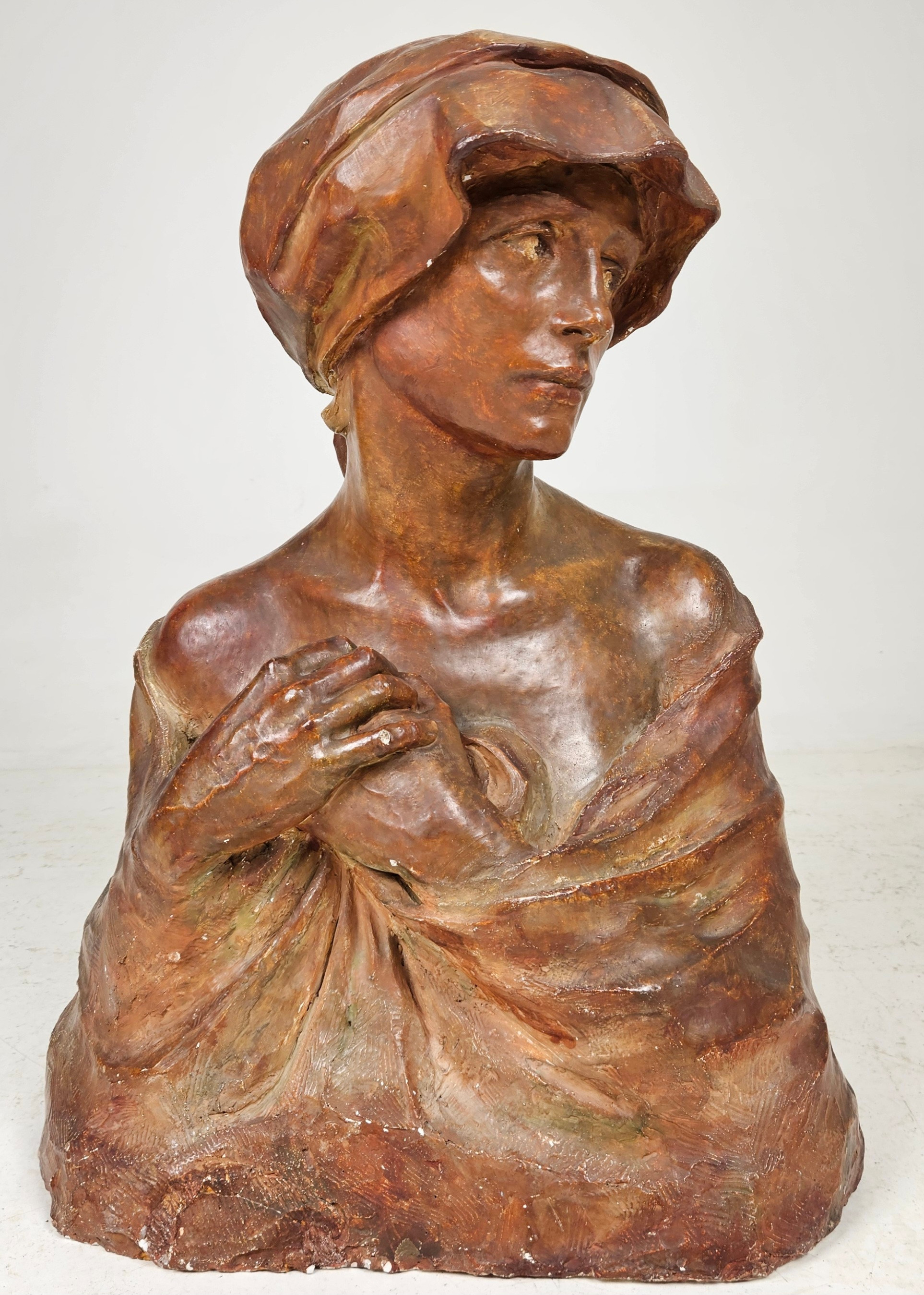 ALICE NORDIN. Byst, bronspatinerad gips, signerad Alice Nordin och daterad 1903.