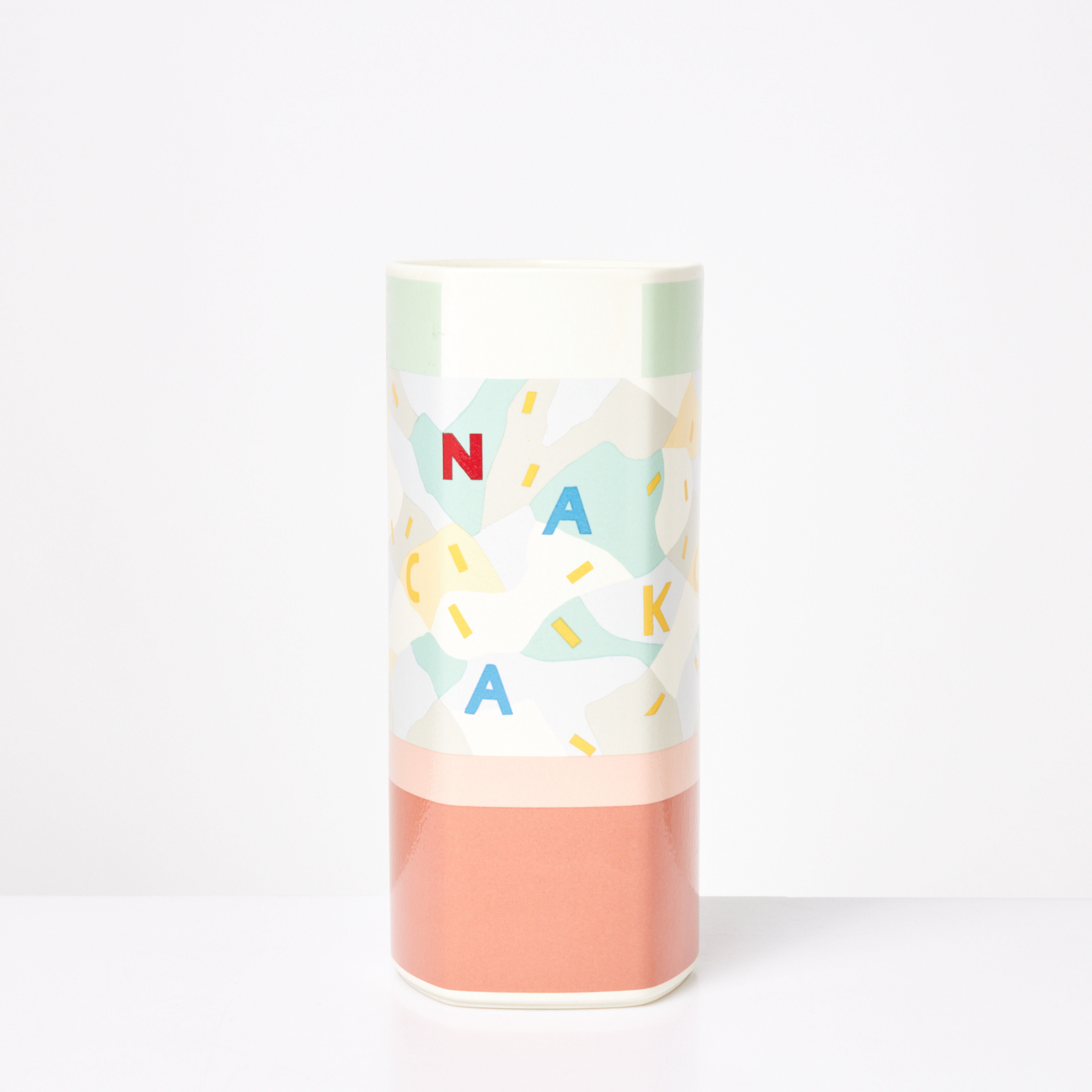 VAS, vattentornet i Nacka Färgsatt av Åke Pallarp, Keramikstudion Gustavsberg, 1900-talets senare del.