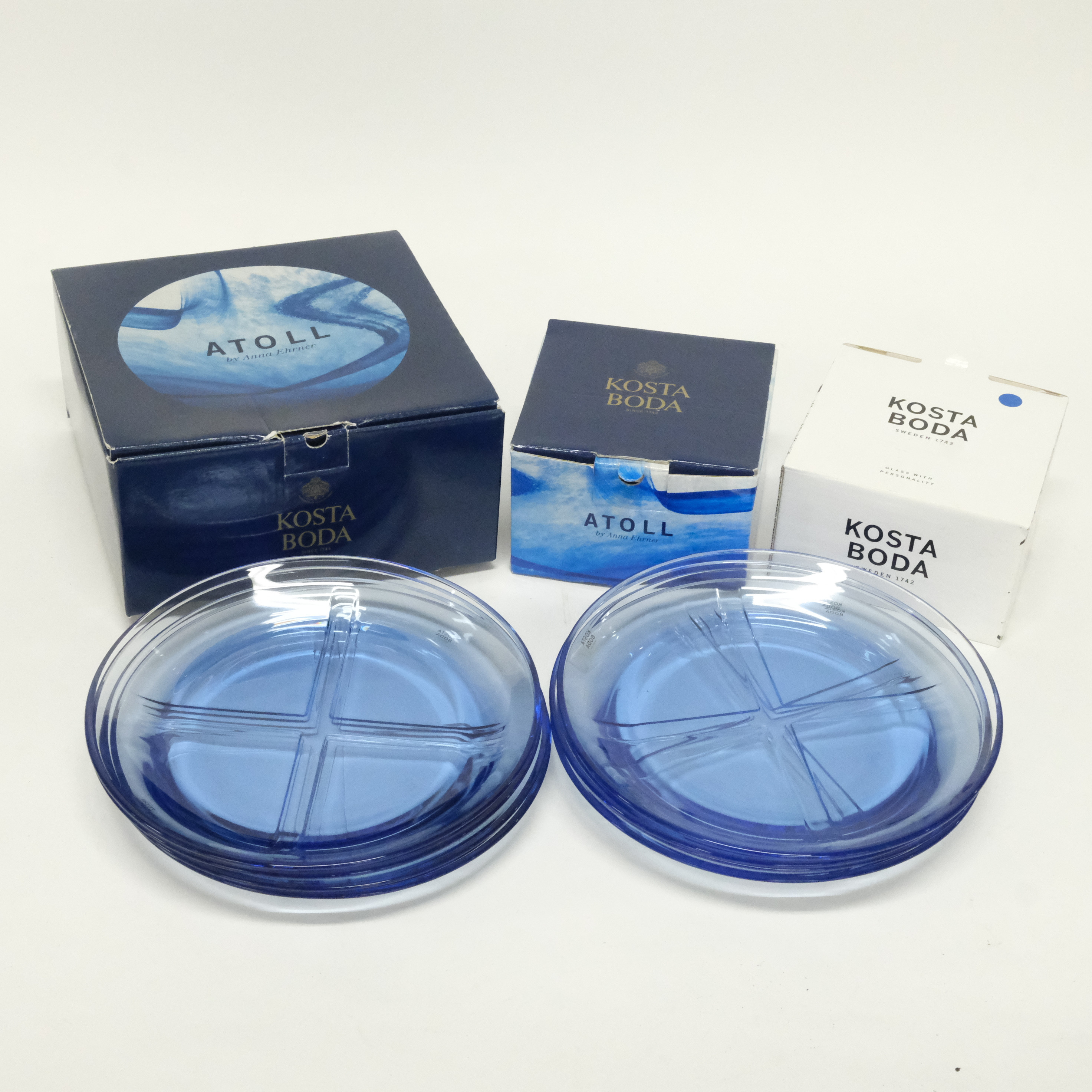 SKÅLAR OCH ASSIETTER, KOSTA BODA.