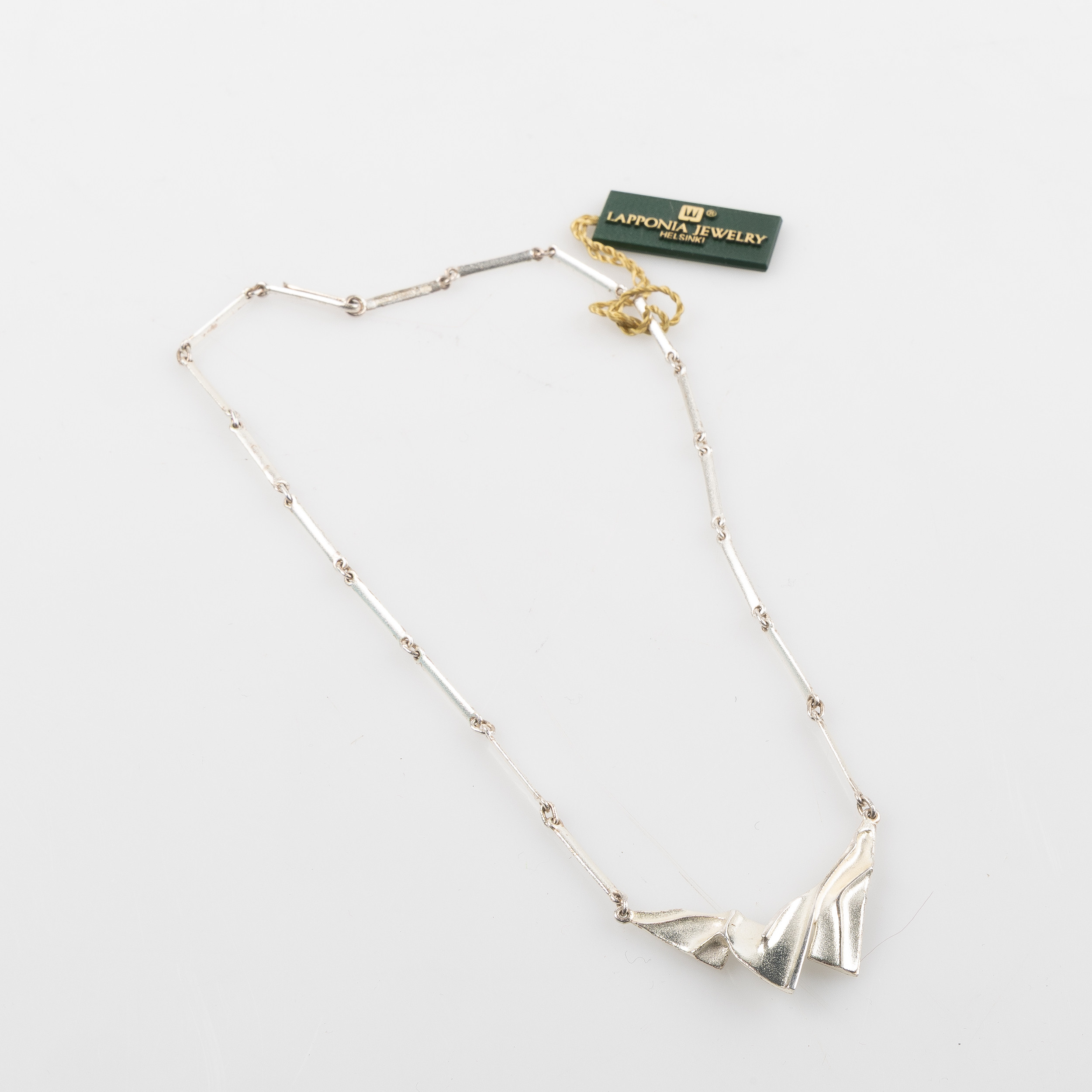 Lapponia, Zoltan Popovits, Collier, "Minthe".