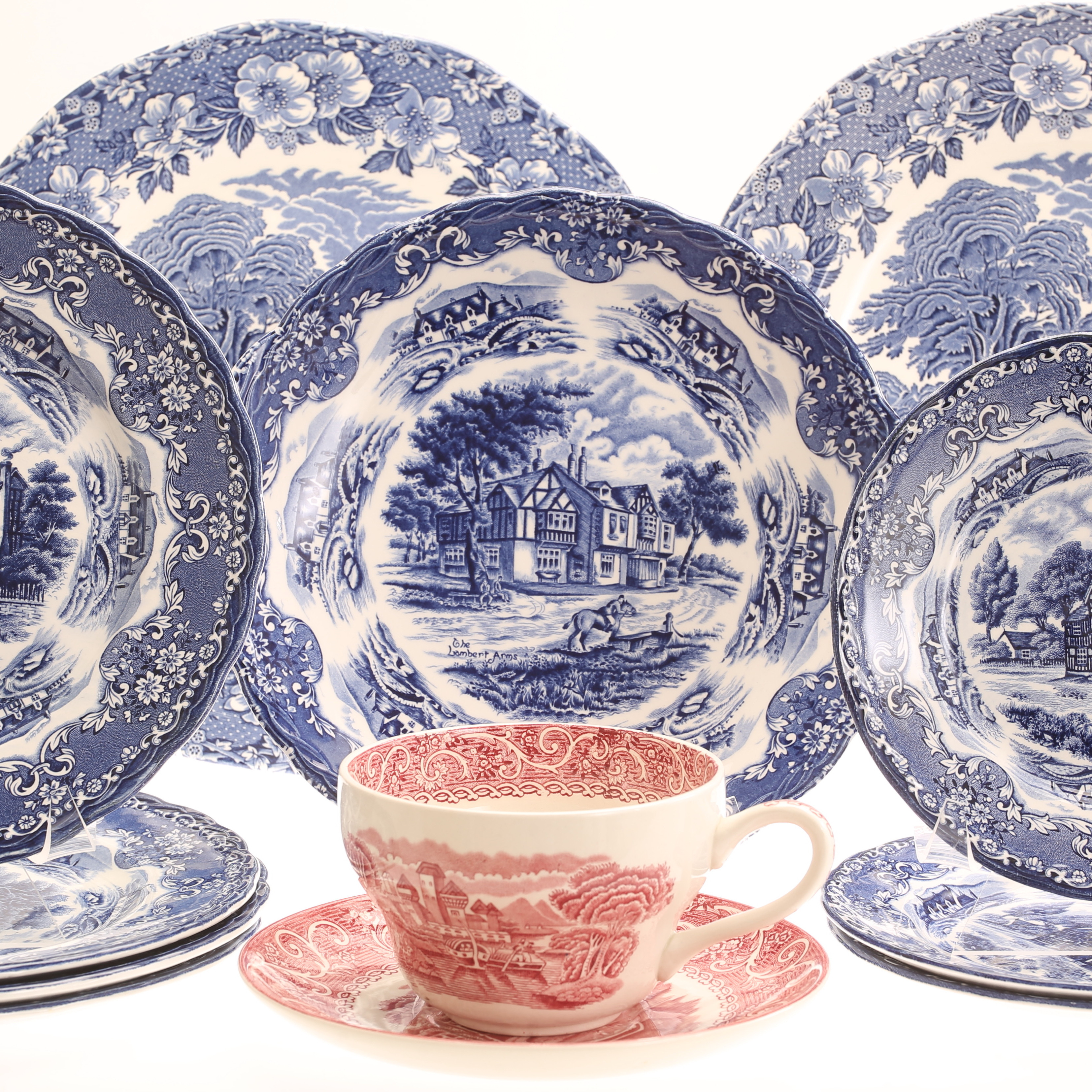 SERVISDELAR, 33 delar, porslin, bl a Woodland och Grindley, England.