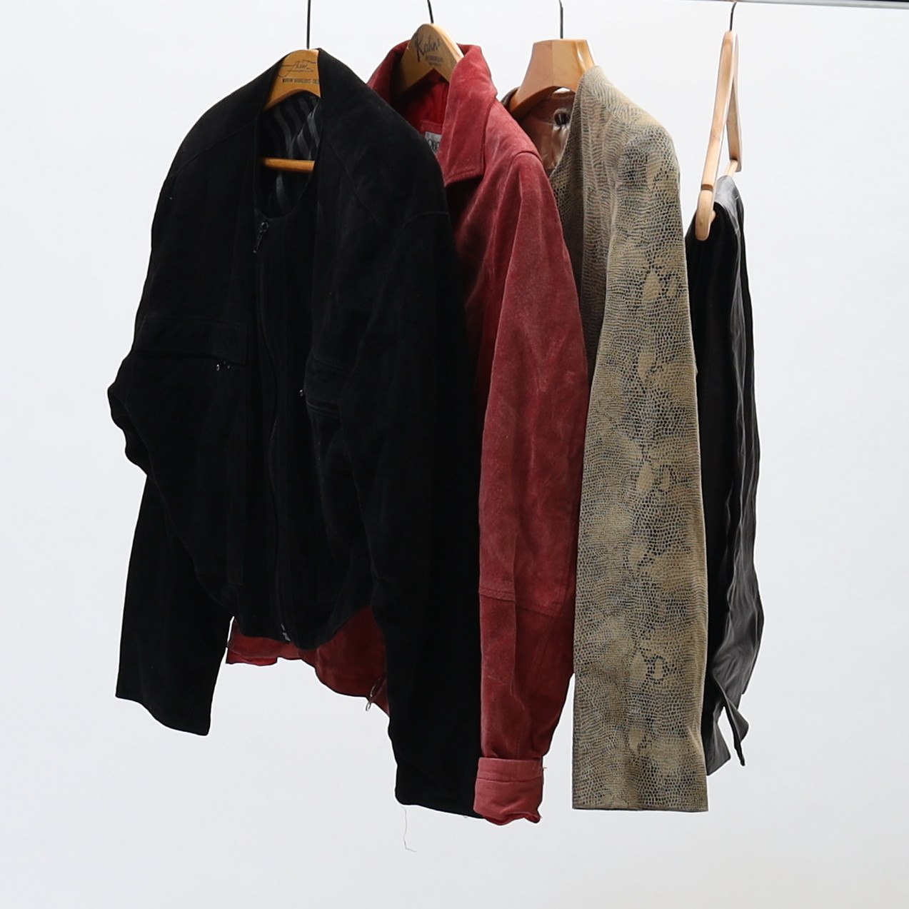 KLÄDER 4 DELAR, Skinnjackor Jofama, skinnbyxa med mera.