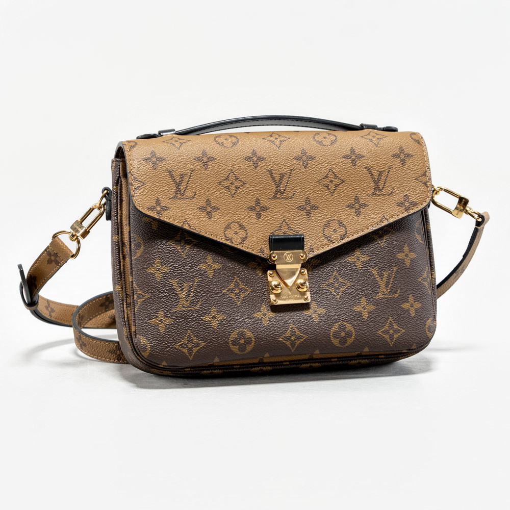 LOUIS VUITTON. Väska, "Pochette Metis monogram", 2020.
