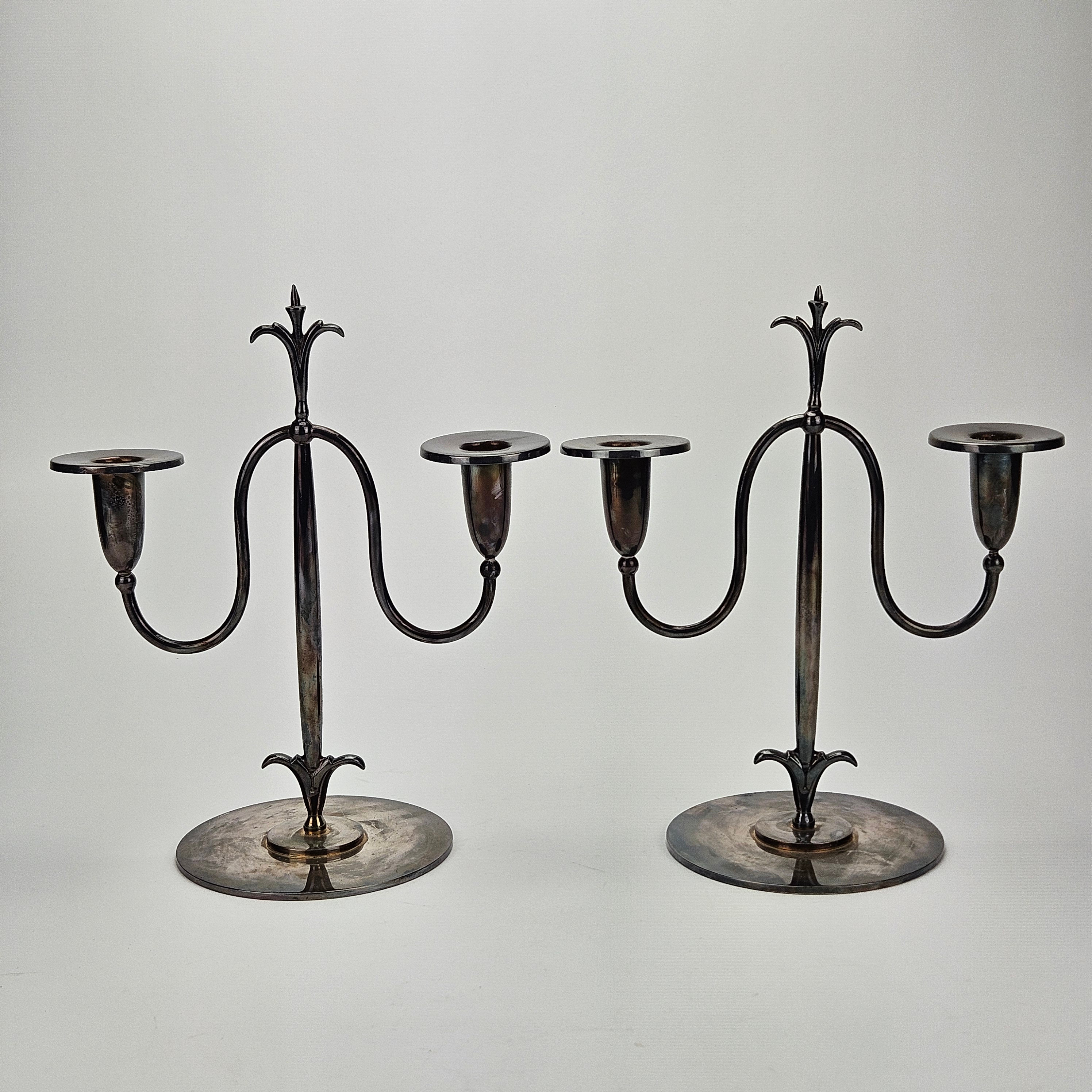 KANDELABRAR, för 2 ljus, ett par, nysilver, Art Deco-stil, 1900-tal.