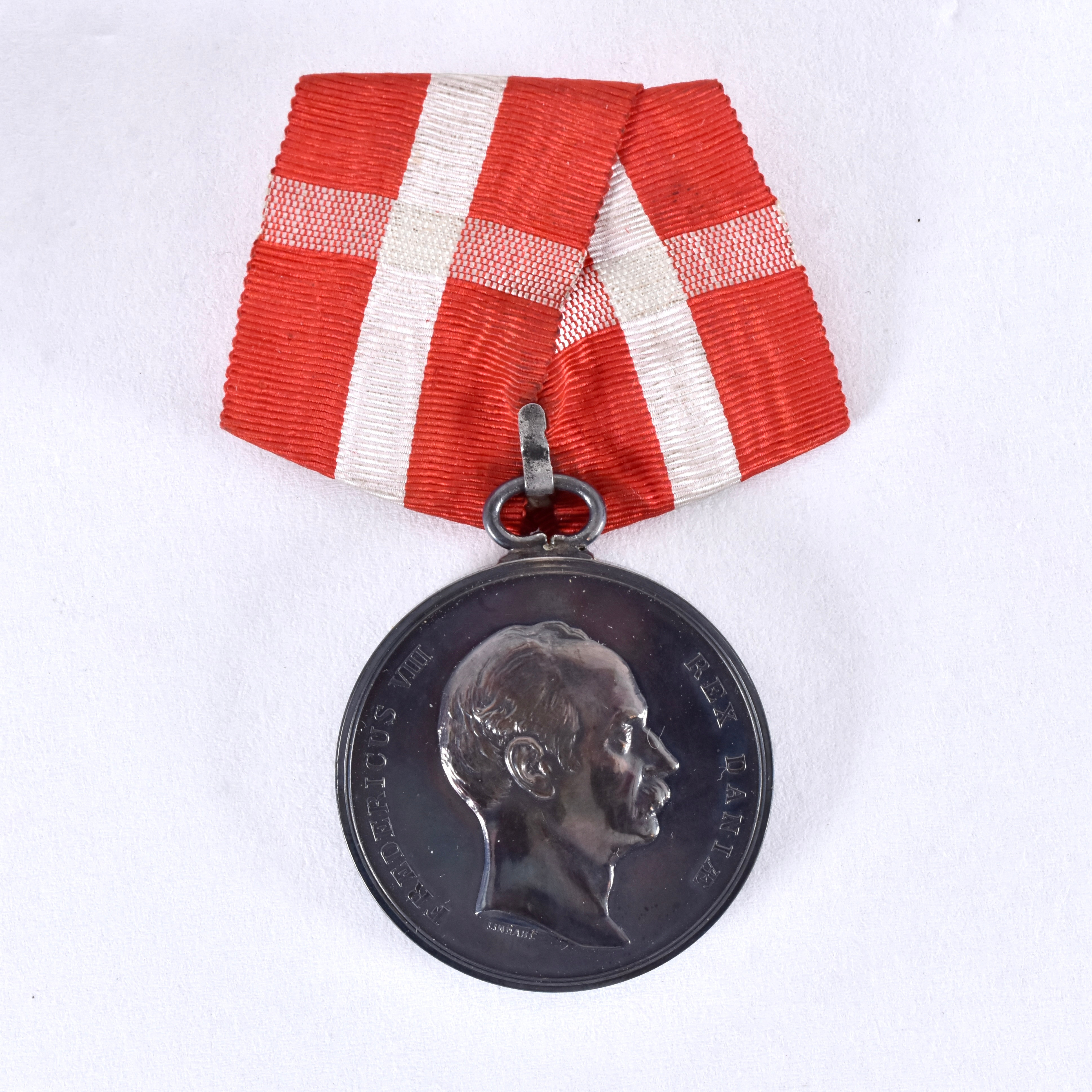 SILVERMEDALJ, danska Frederik den VIII fortjeneste medalje, (1906-12).