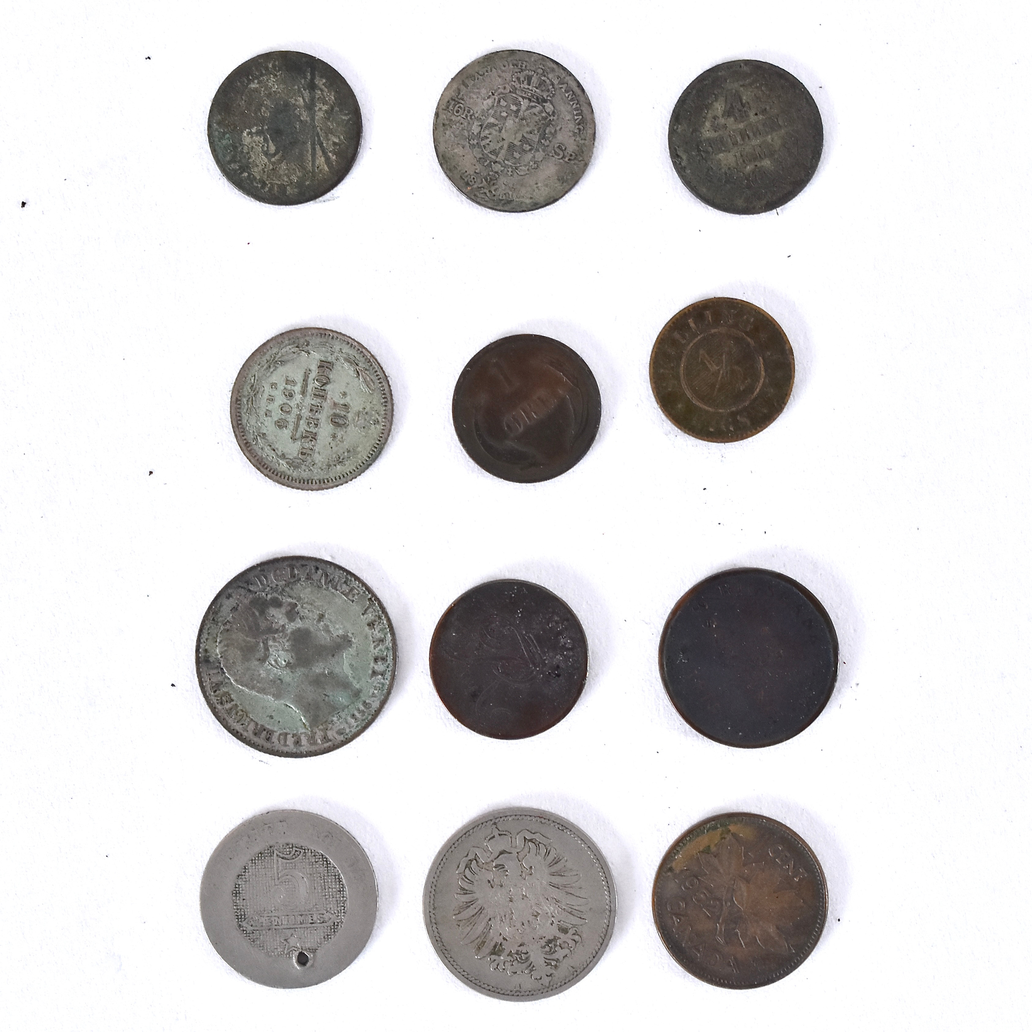 PORTEMONNAIE, läder med äldre mynt, delvis silver.