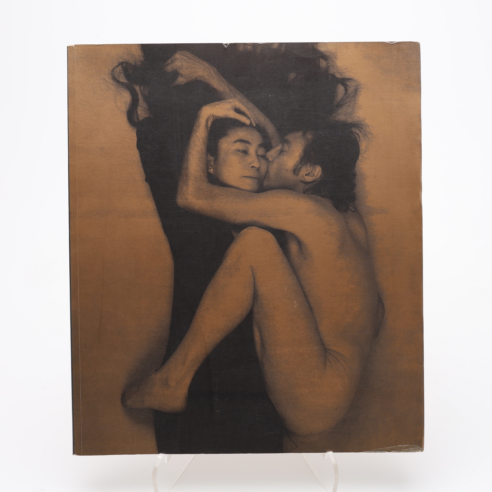 FOTO. DEN AMERIKANSKE FOTOGRAFEN ANNIE LEIBOVITZ "PHOTOGRAPHS 1970-1990", 1992.