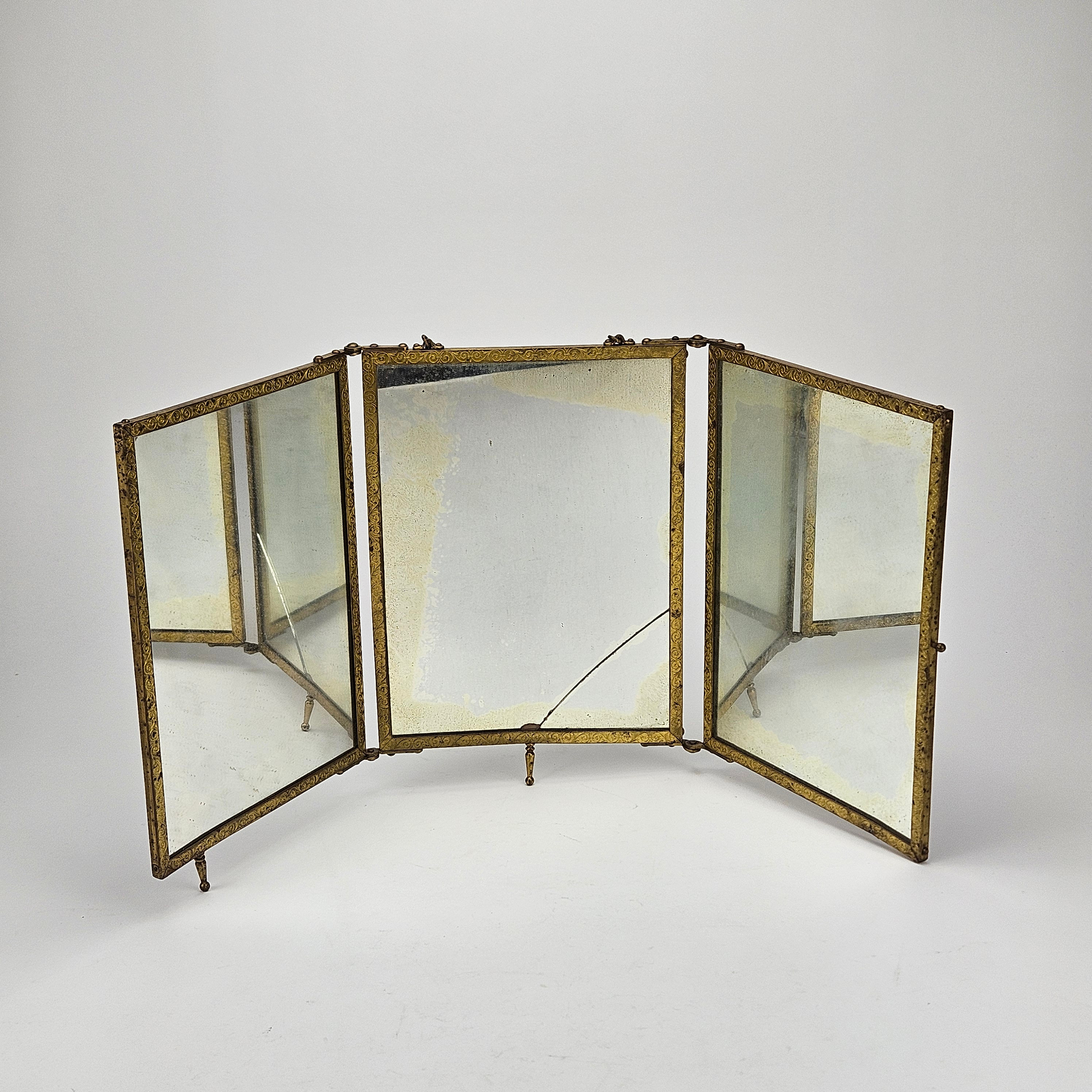 SPEGEL, 3 delad, gulmetall, 1900-talets första hälft.