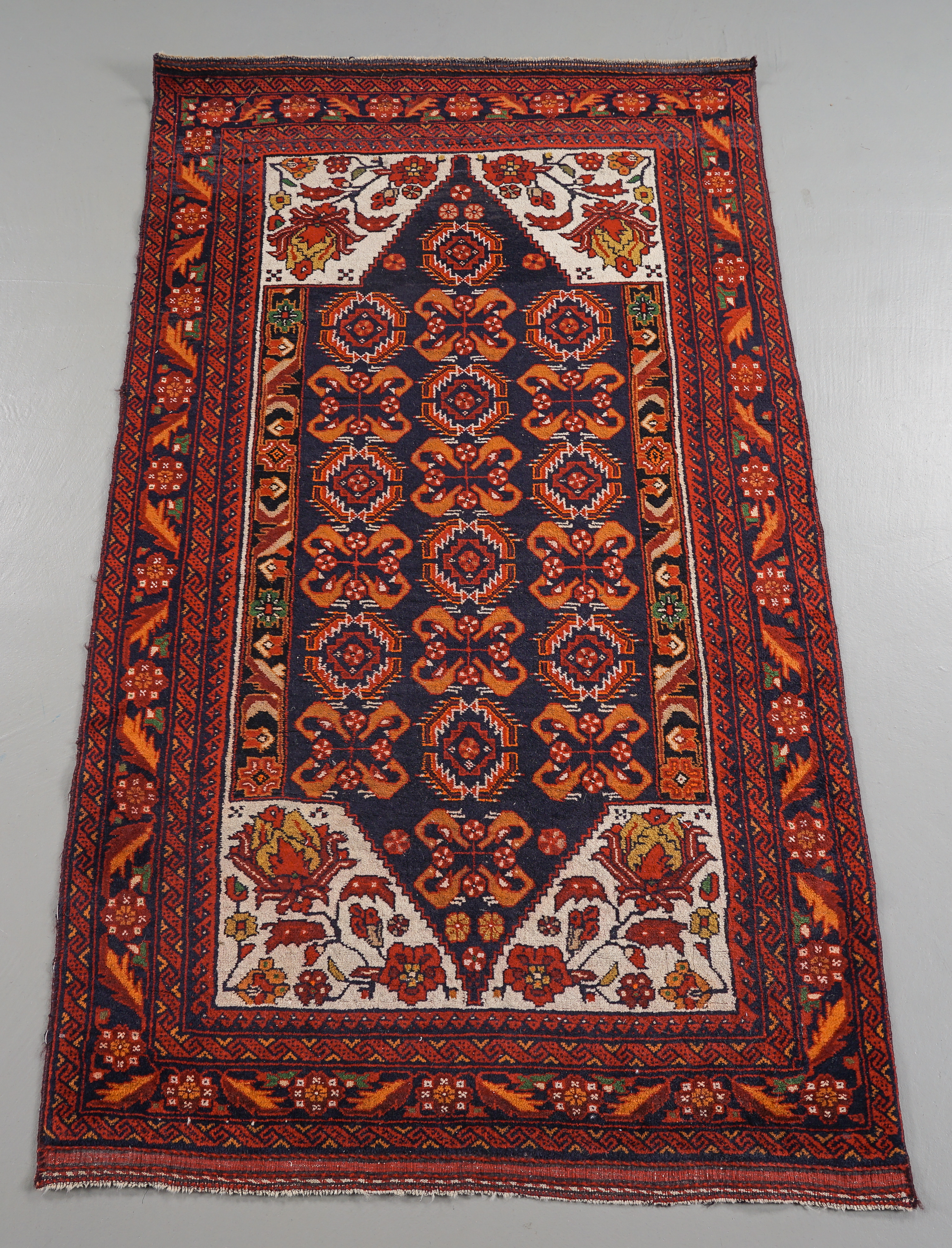 MATTA Persisk, handknuten, 191x110 cm.