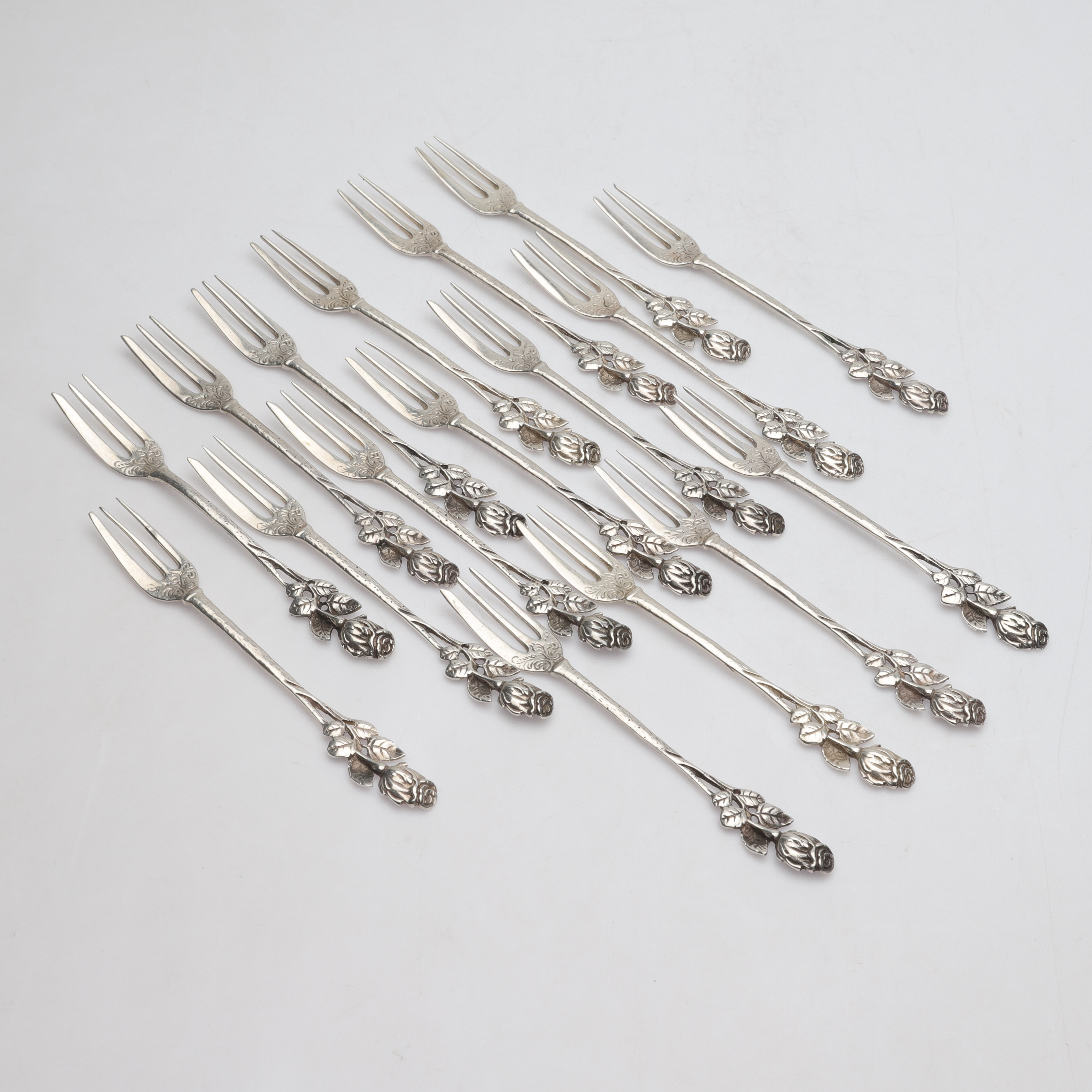 DESSERTGAFFLAR, 17 st, silver, Gewe, Sverige. Totalvikt ca 223 g.