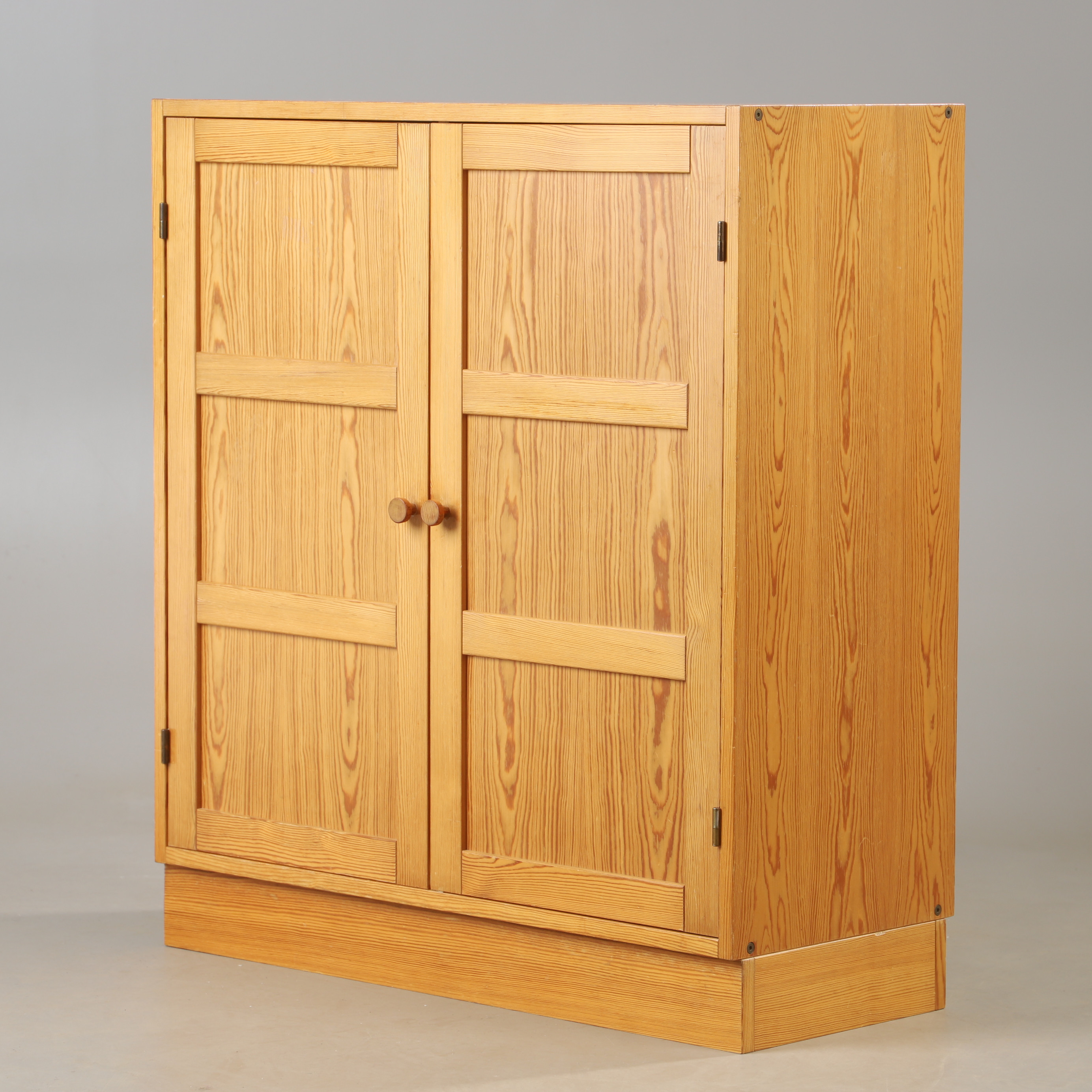 KARIN MOBRING. Skåp, "Vadstena", furu, IKEA, 1900-talets andra hälft.