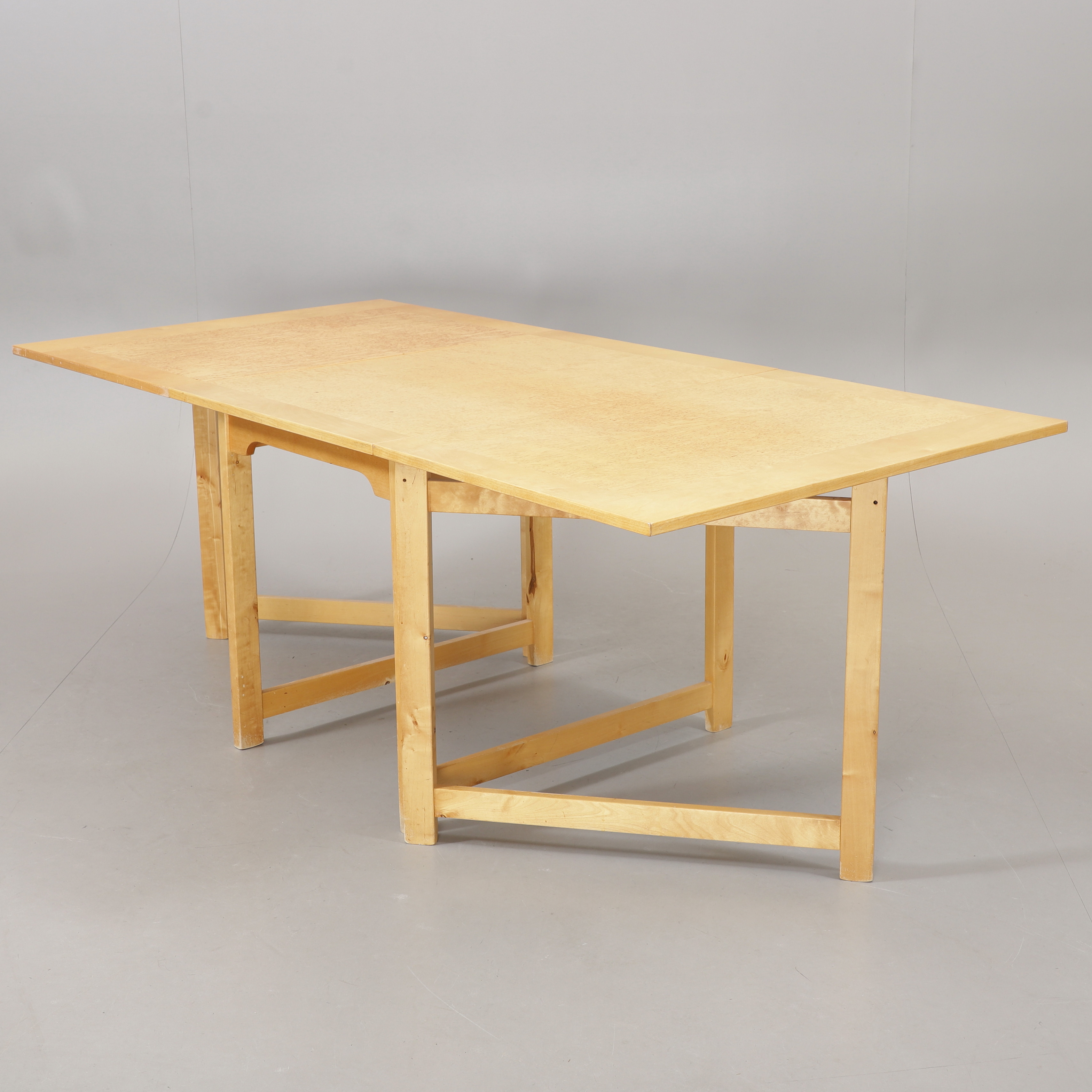 KLAFFBORD, masurbjörk mm, 1900-talets andra hälft.