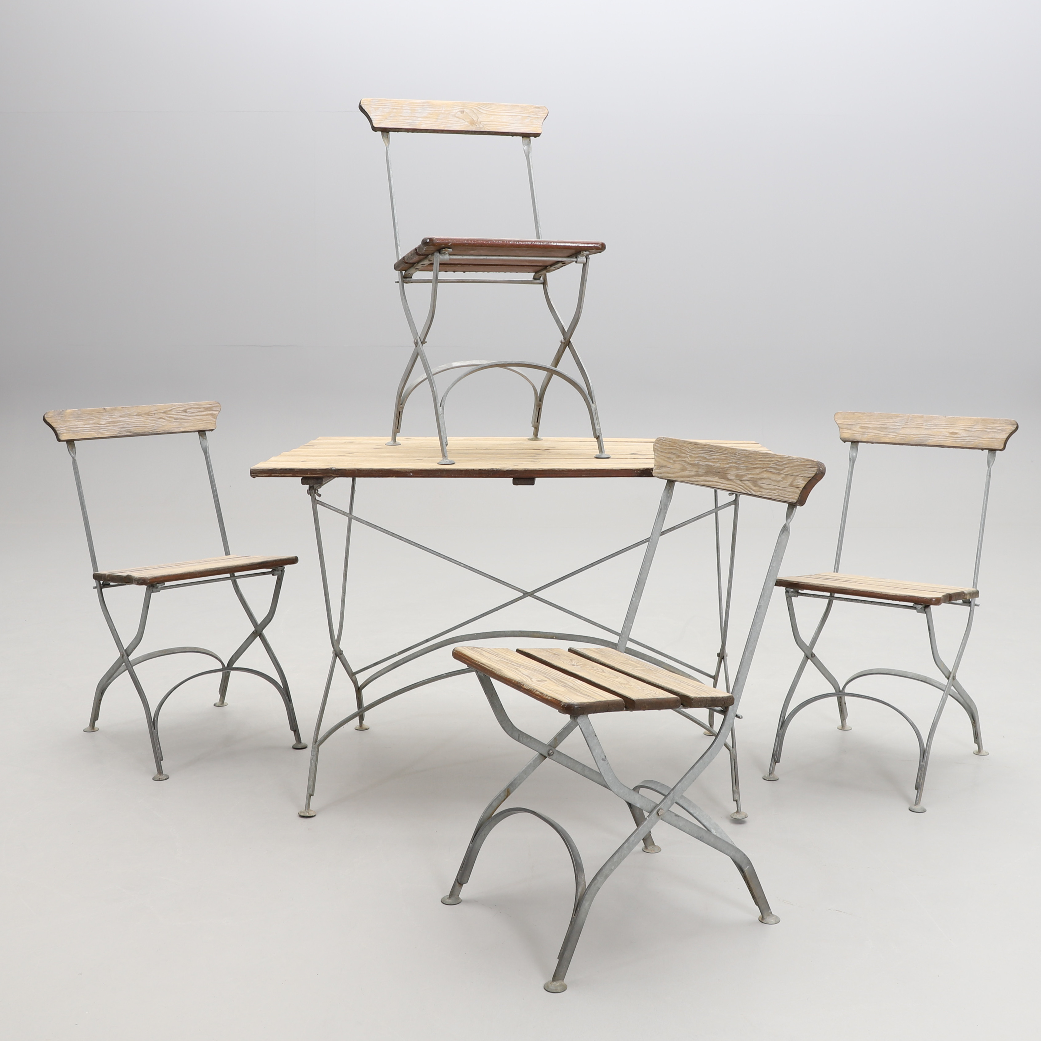 TRÄDGÅRDSGRUPP, 5 delar, Brafab, Bryggarmodell, 1900-talets andra hälft.