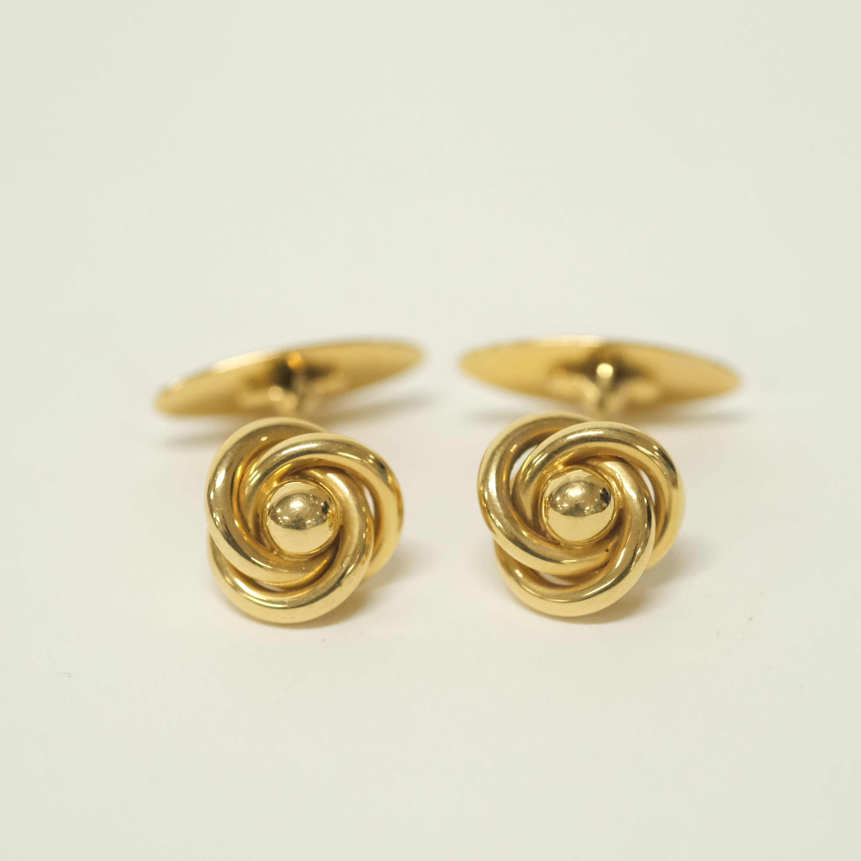 ETT PAR MANSCHETTKNAPPAR, 18K GULD.