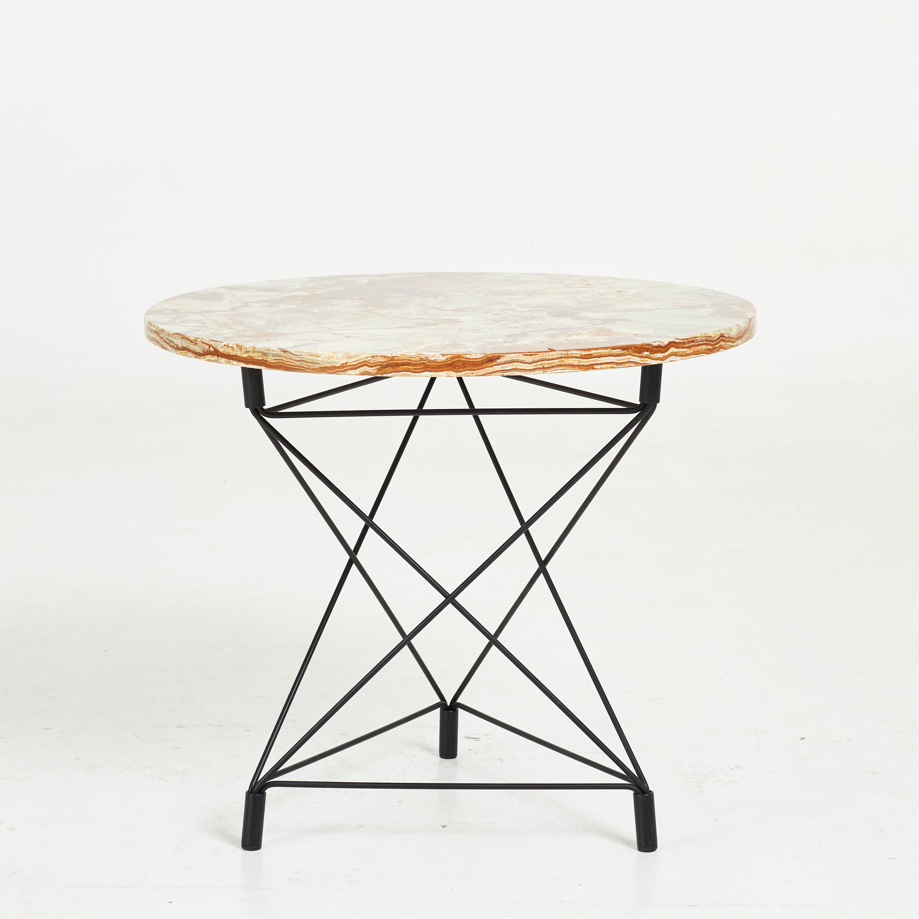 ANDREAS HANSEN. Sidobord, "Spider" underrede i svartlackerad metall, skiva i sten, för Eilersen, Danmark, samtida.