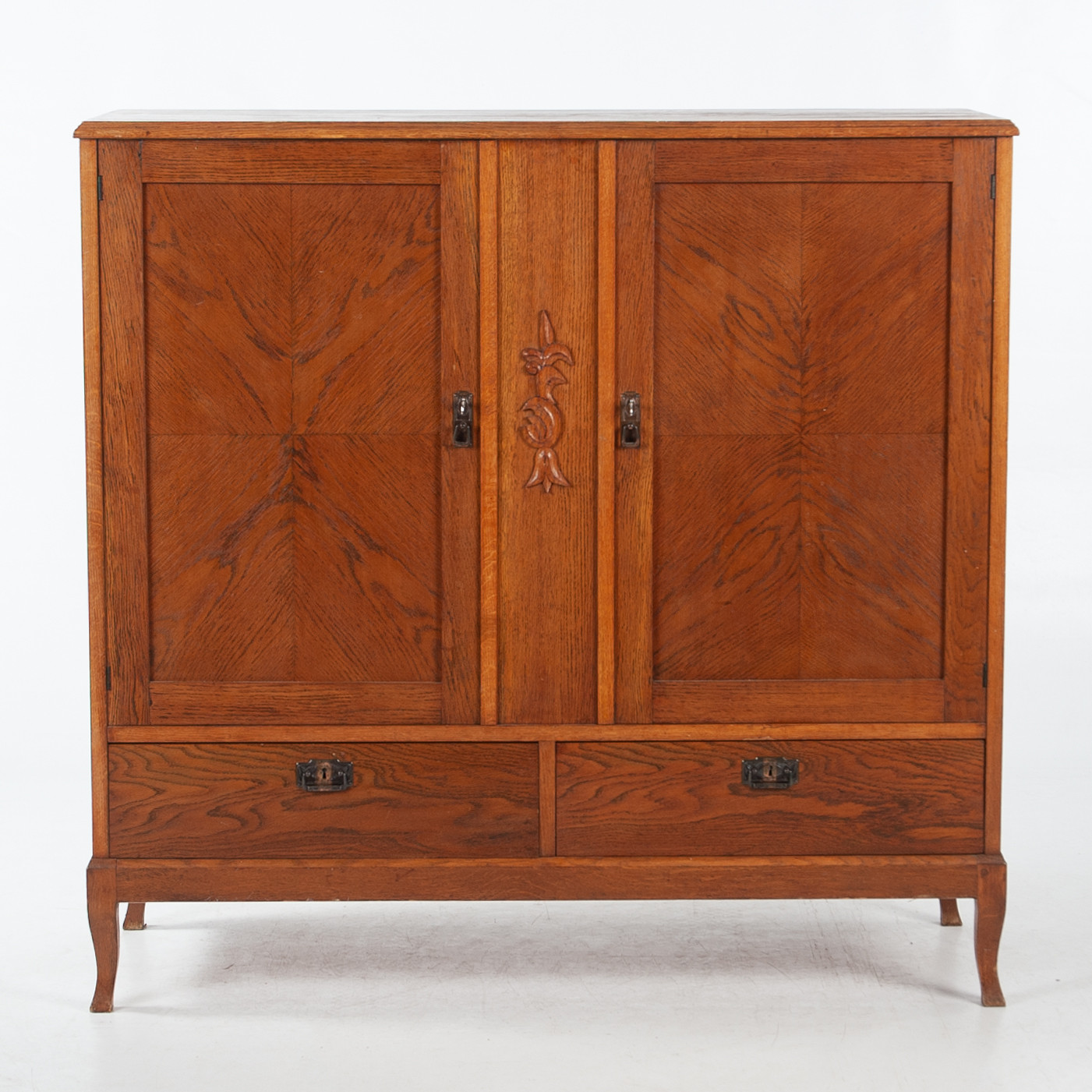 SKÅP, fanerat trä, Sverige.