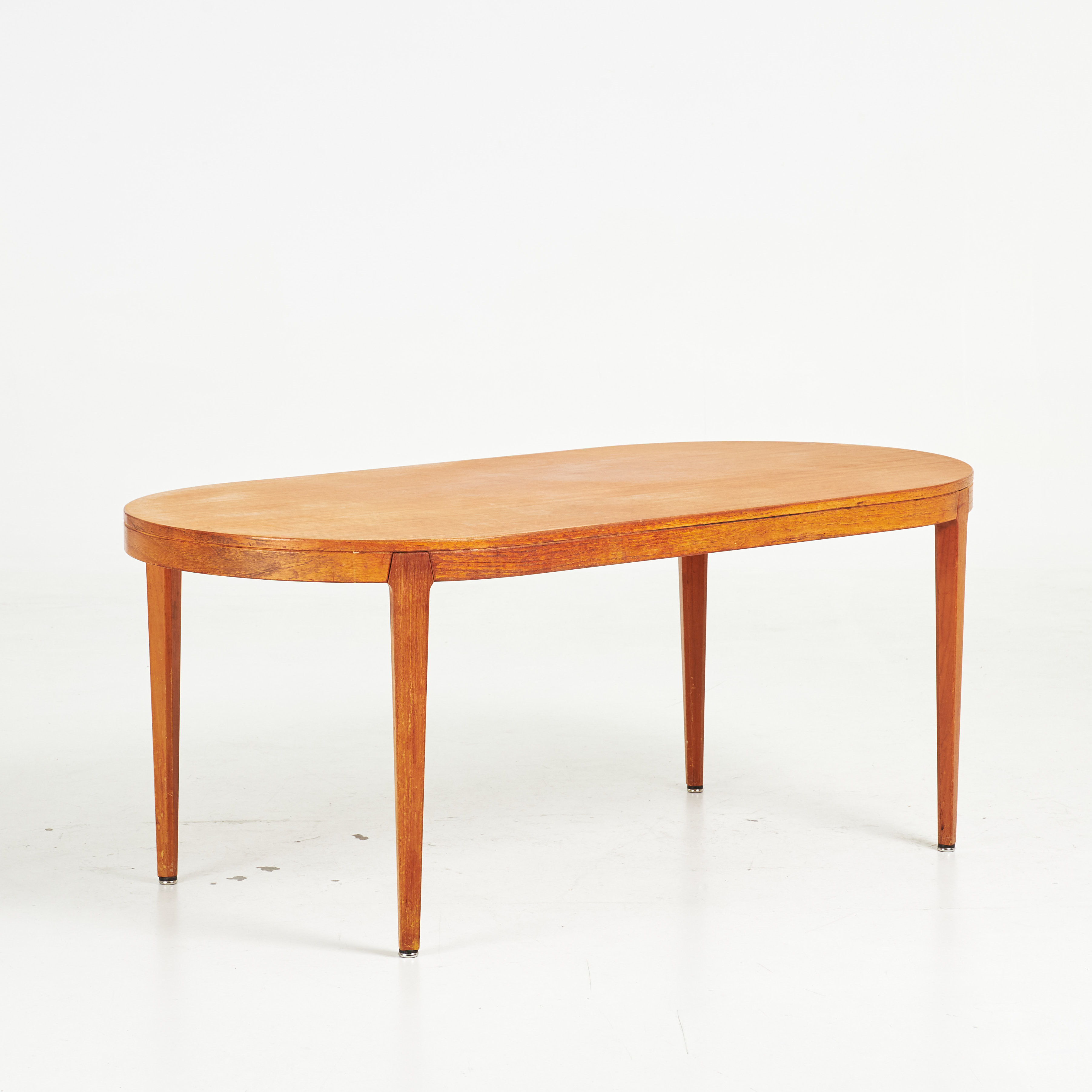 ERIK WØRTS. Soffbord, "Särö", fanérad i teak, för IKEA, formgiven 1966.