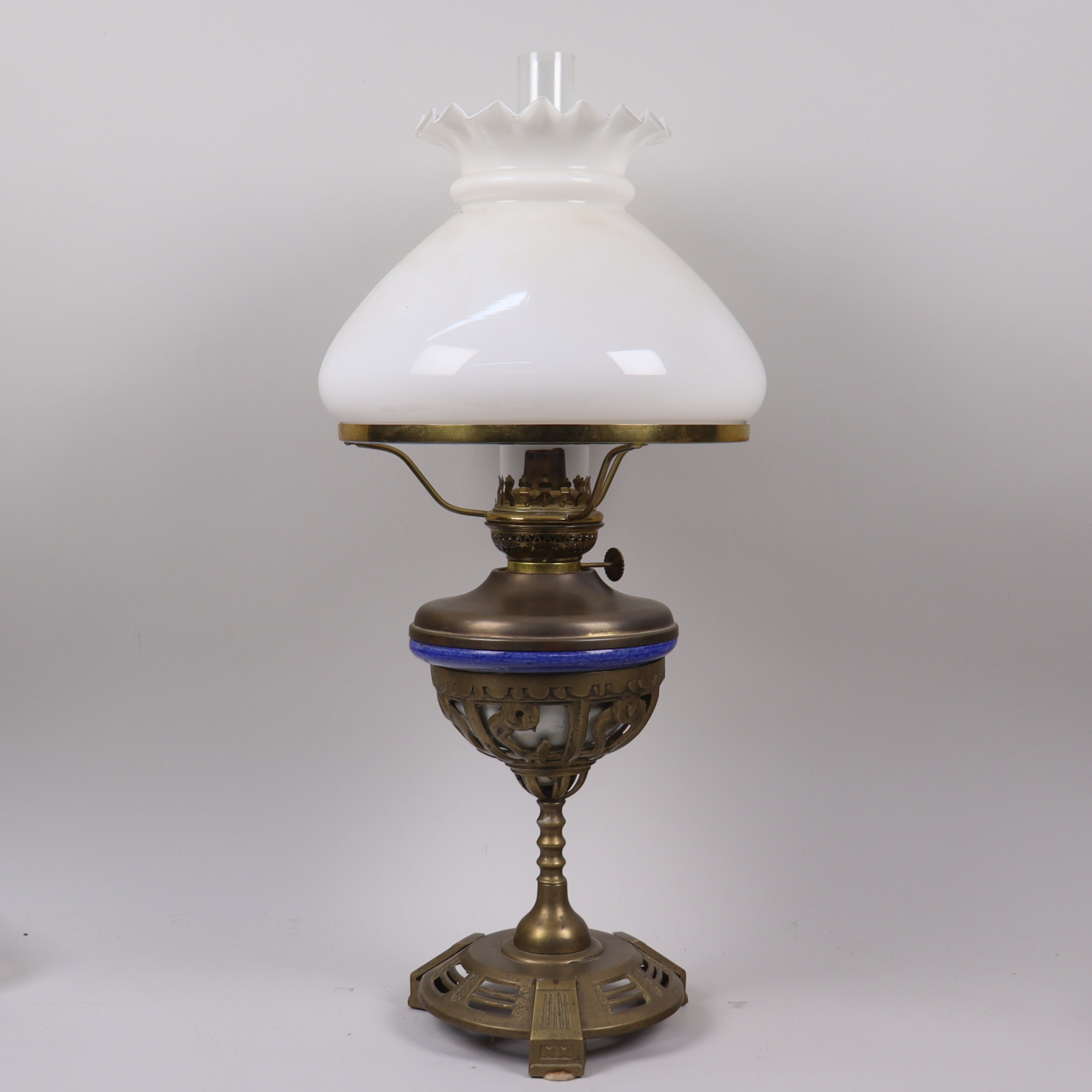 BORDSFOTOGENLAMPA, Art Decó, 1900-talets början.