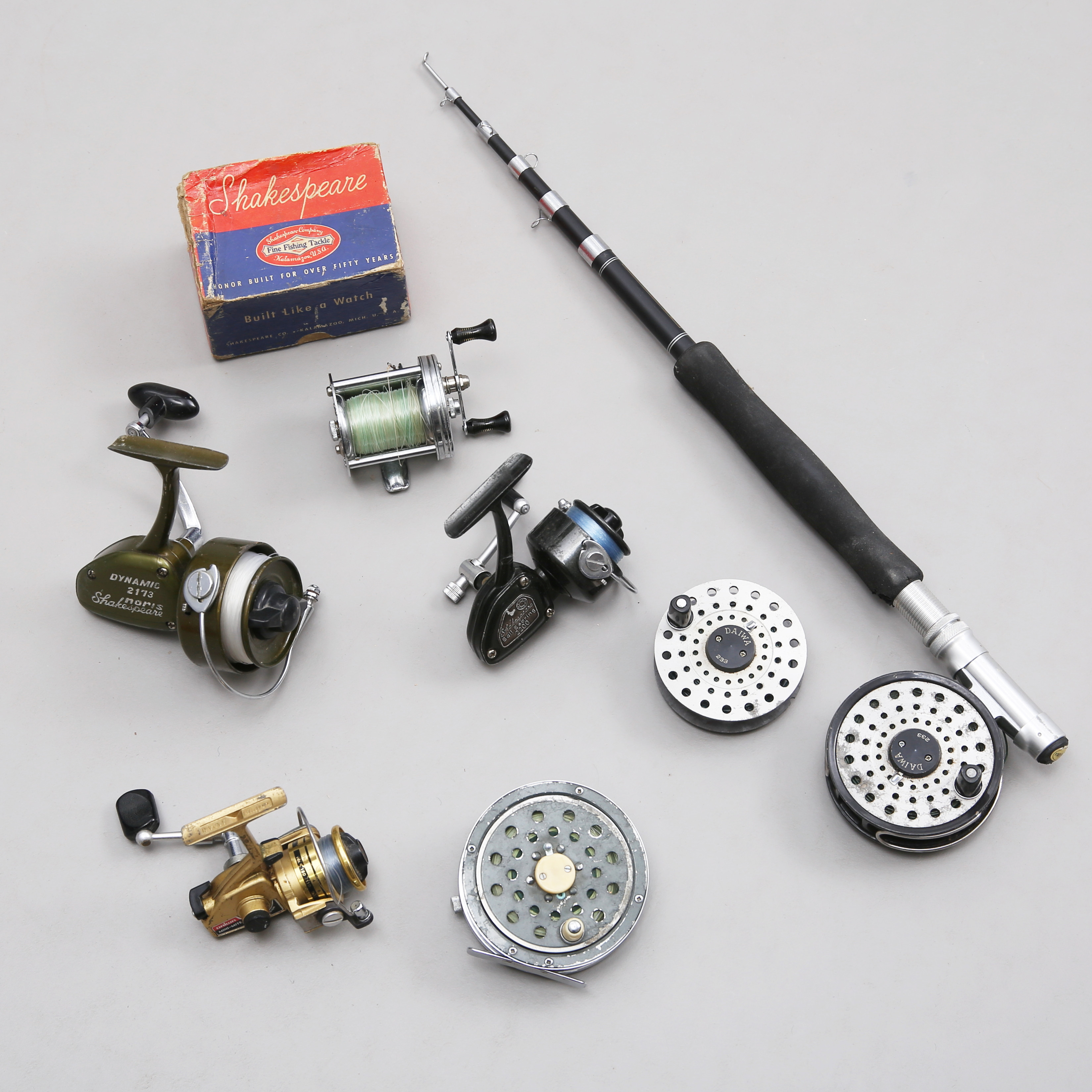 FISKEUTRUSTNING, 6 st rullar samt teleskopspö.