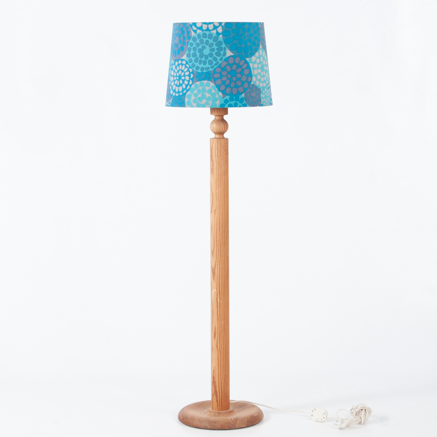 UNO & ÖSTEN KRISTIANSSON. Golvlampa, fur, 1900-talets andra hälft.