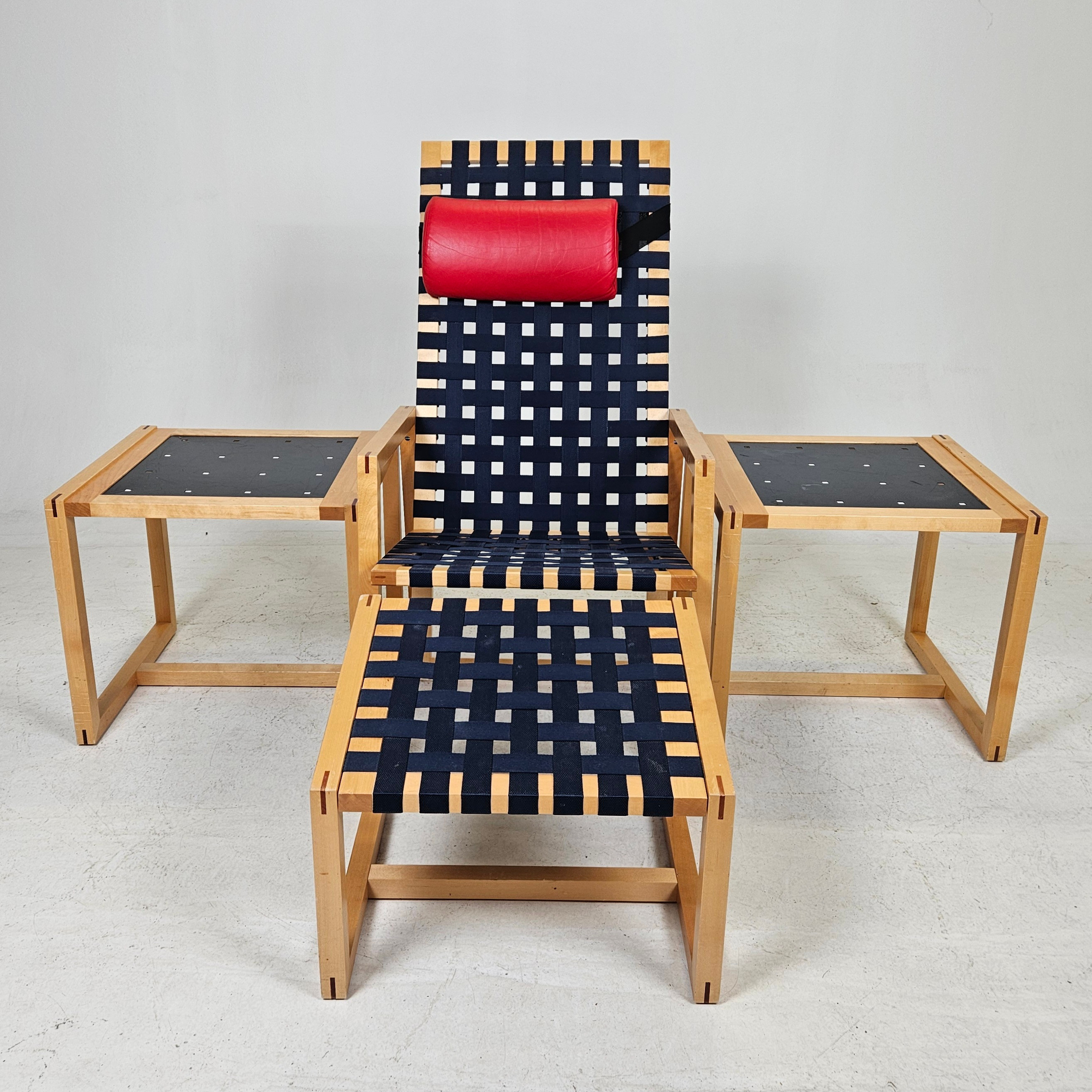 FÅTÖLJ MED FOTPALL OCH 2 ST BORD, Dozz, Dozzen AB, Tibro.