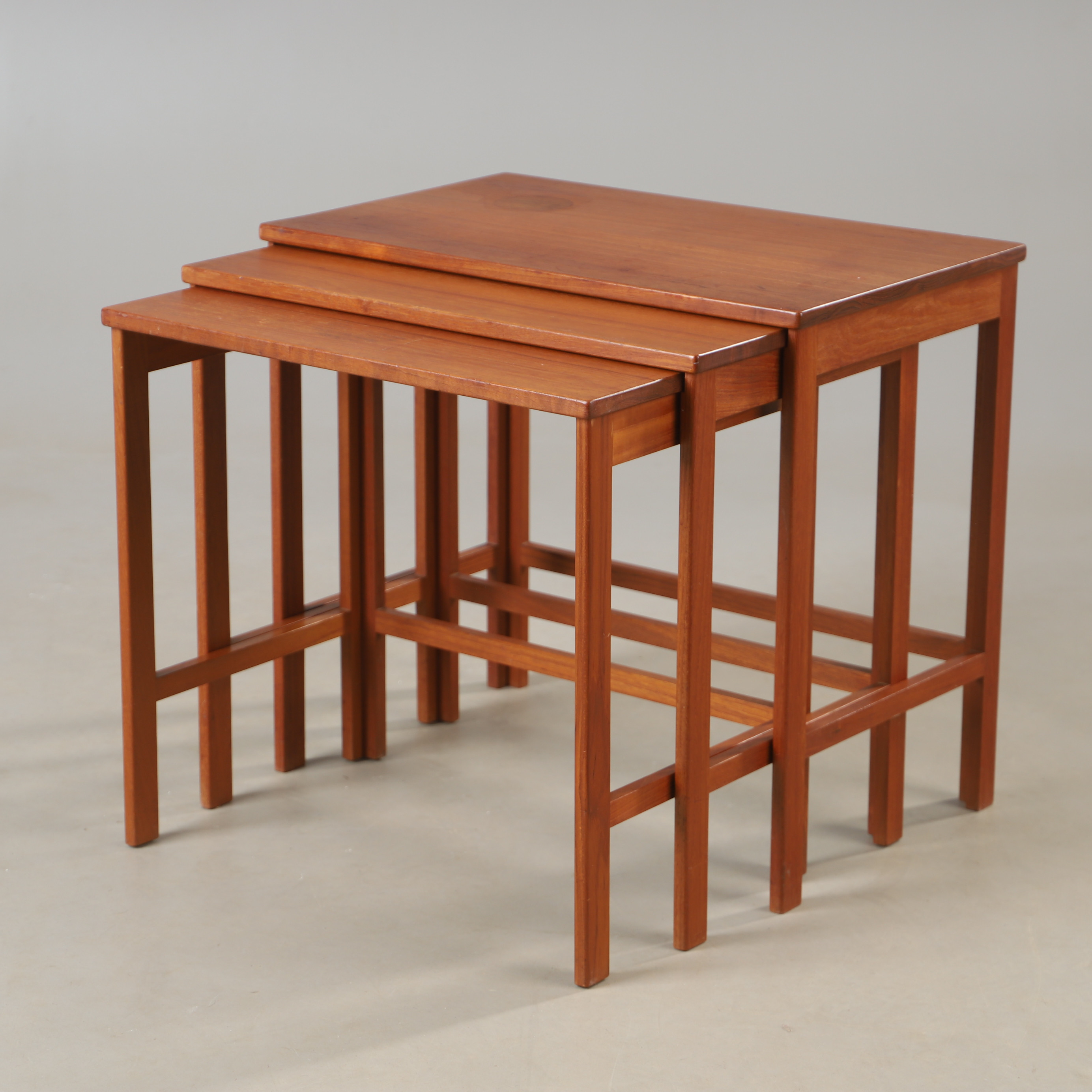 PETER HVIDT & ORLA MØLGAARD NIELSEN. SATSBORD, 3 delar, teak, France & Daverkosen, Danmark, 1900-talets mitt.