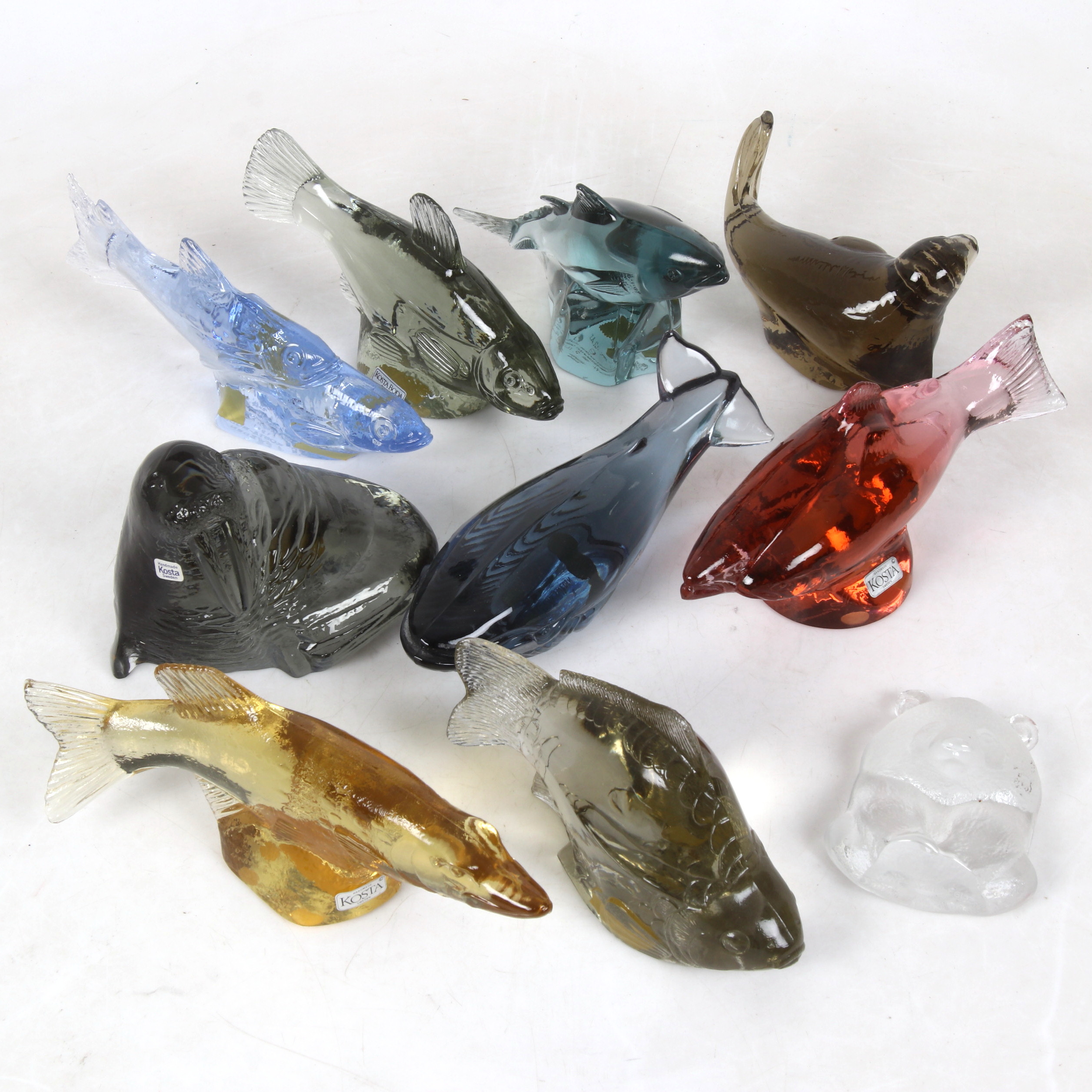 FIGURINER, 10 st, glas, Paul Hoff, Kjell Engman, för WWF, Kosta och Reijmyre, utgivna mellan 1973–1987.