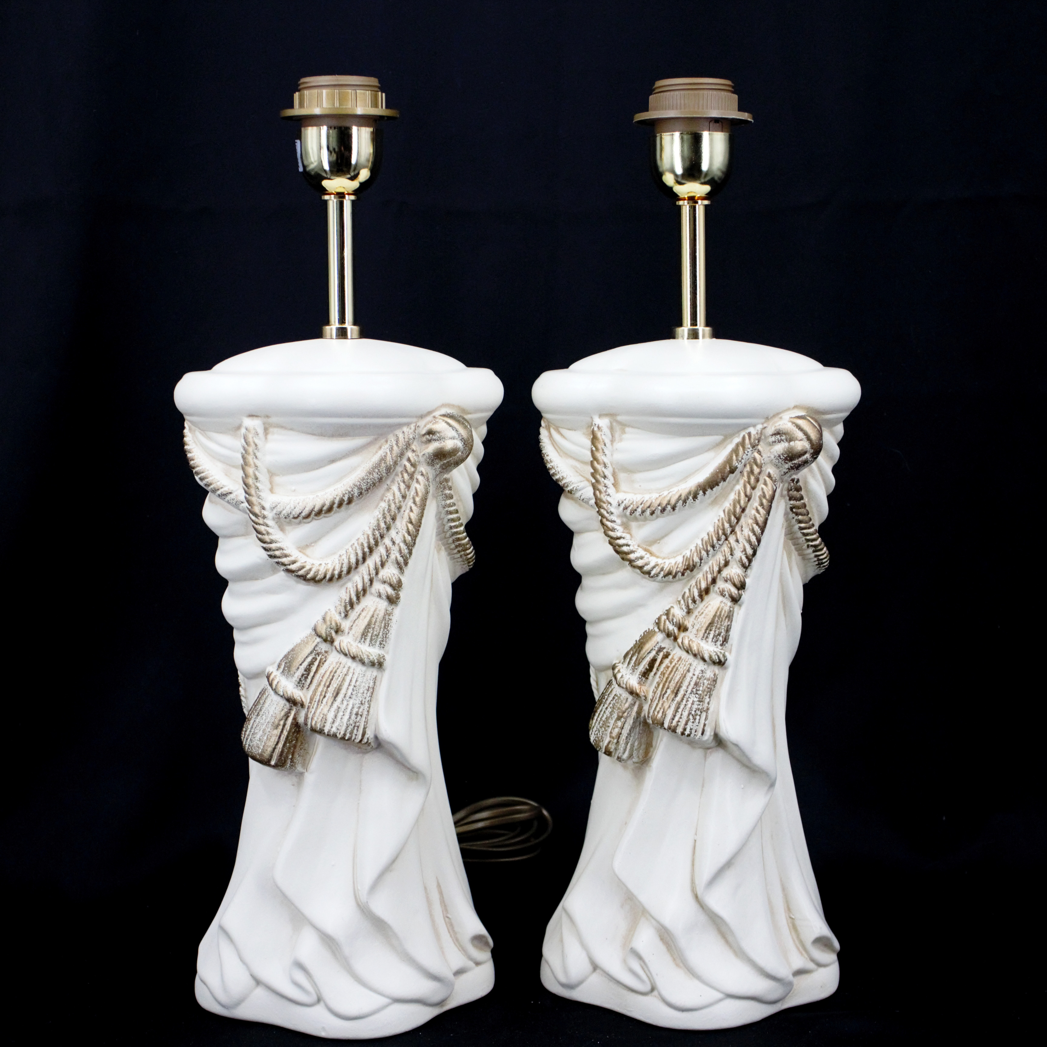 BORDSLAMPOR, ett par, glaserad keramik, Italien.