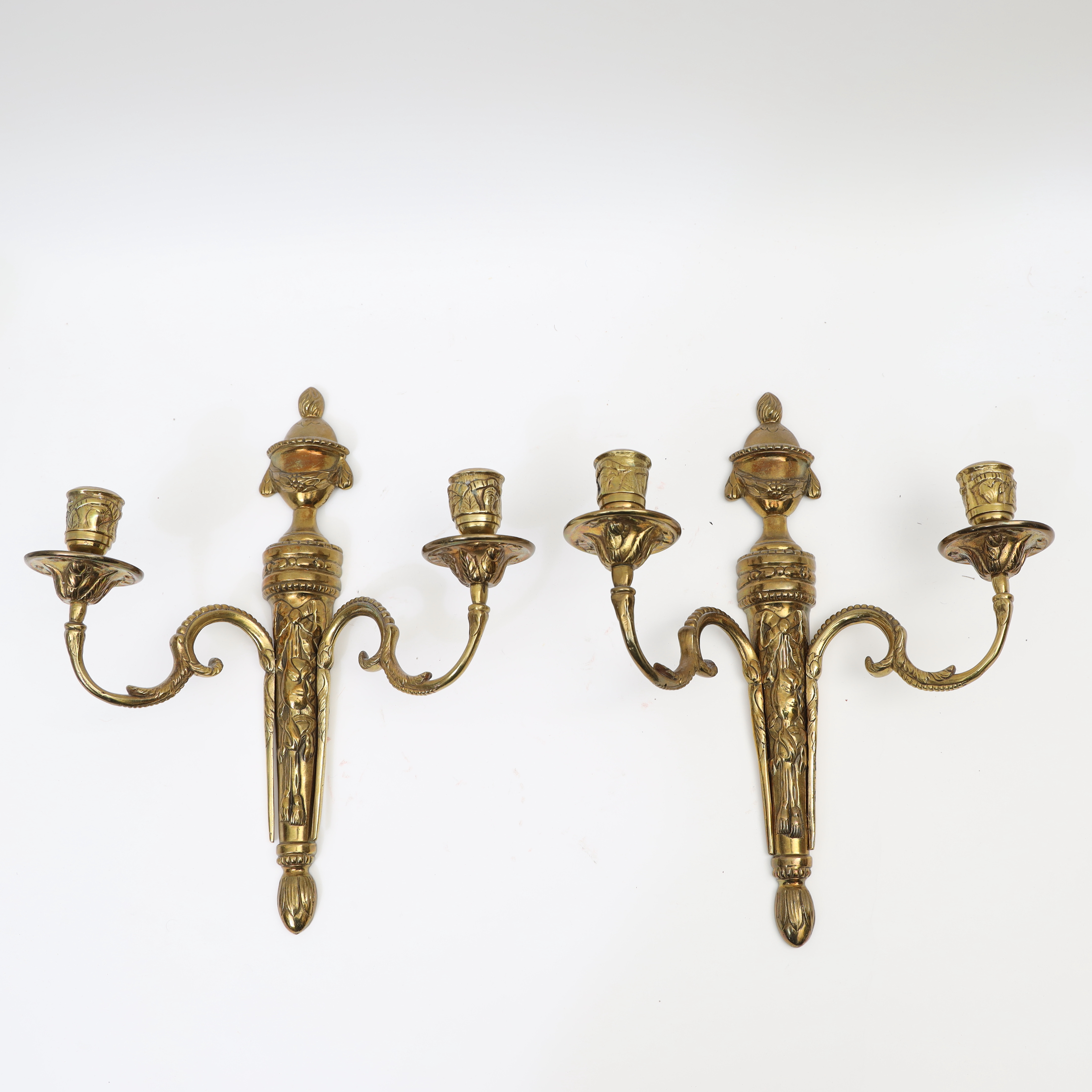 VÄGGLAMPETTER ETT PAR, Gustaviansk stil, 1900-tal.