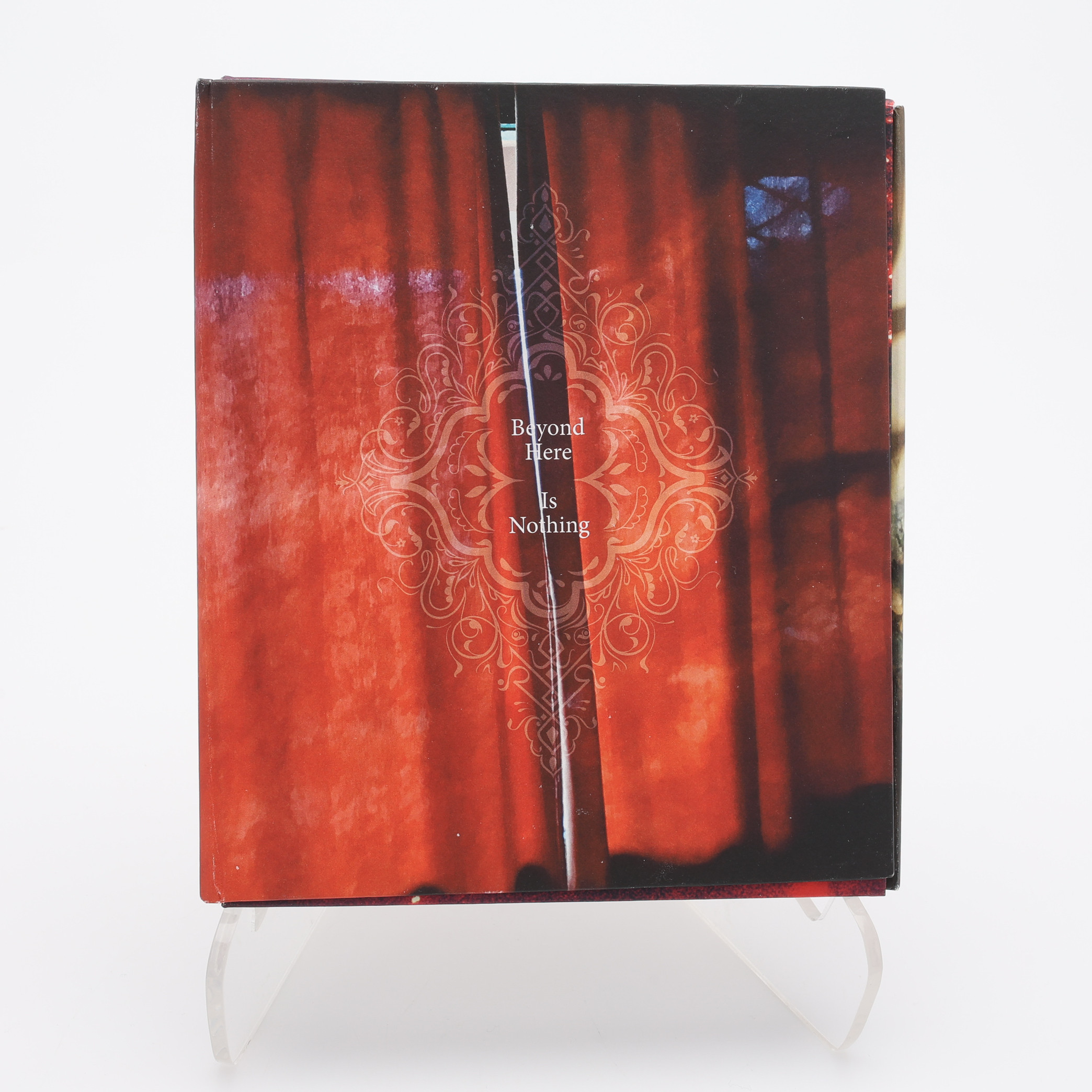 FOTO. DEN EGYPTISKE FOTOGRAFEN LAURA EL-TANTAWYS "HERE IS NOTHING" I BEGRÄNSAD FÖRSTA UPPLAGAN, 2017 - SIGNERAD.