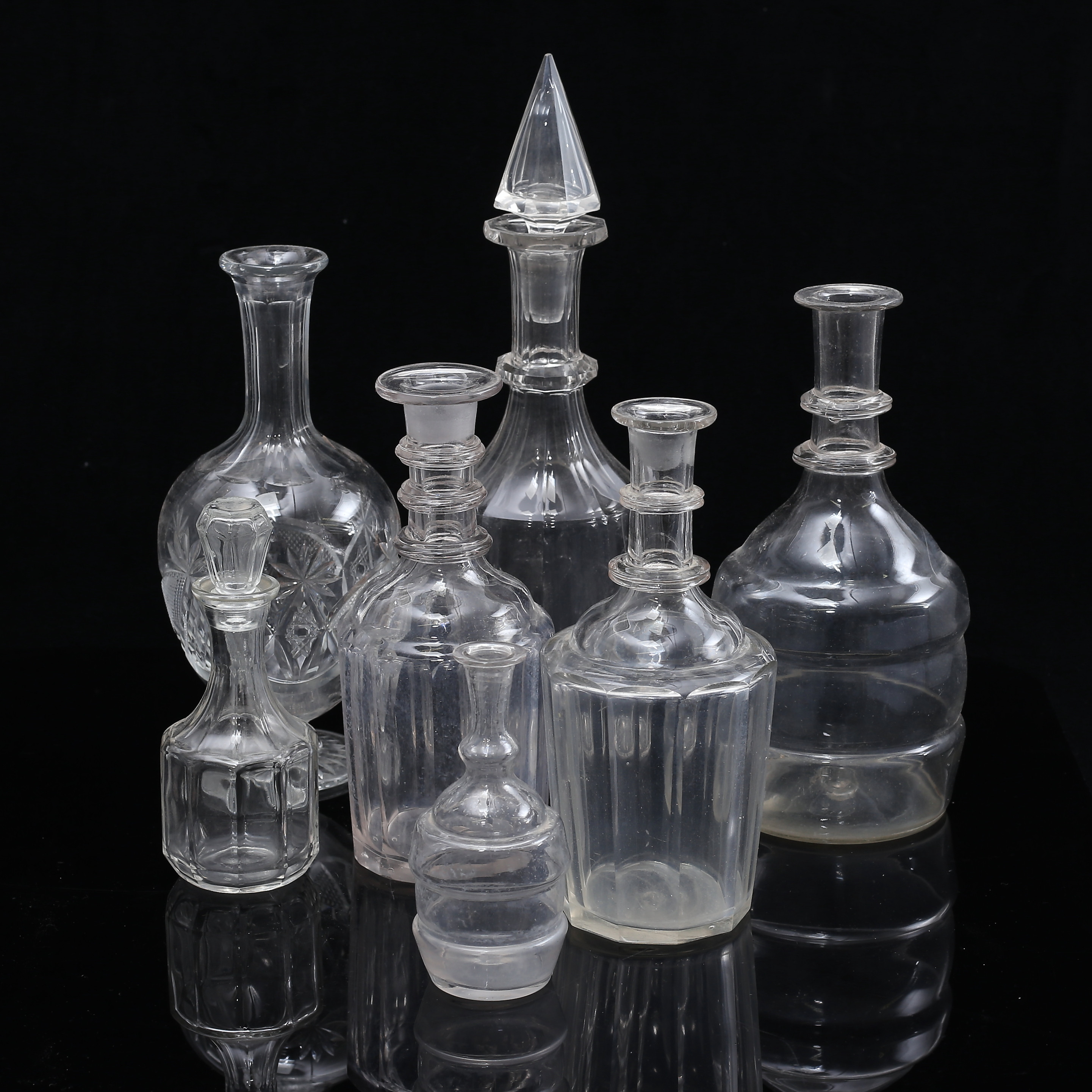 KRAFFER, 7 st, glas, 1800/ 1900-tal.