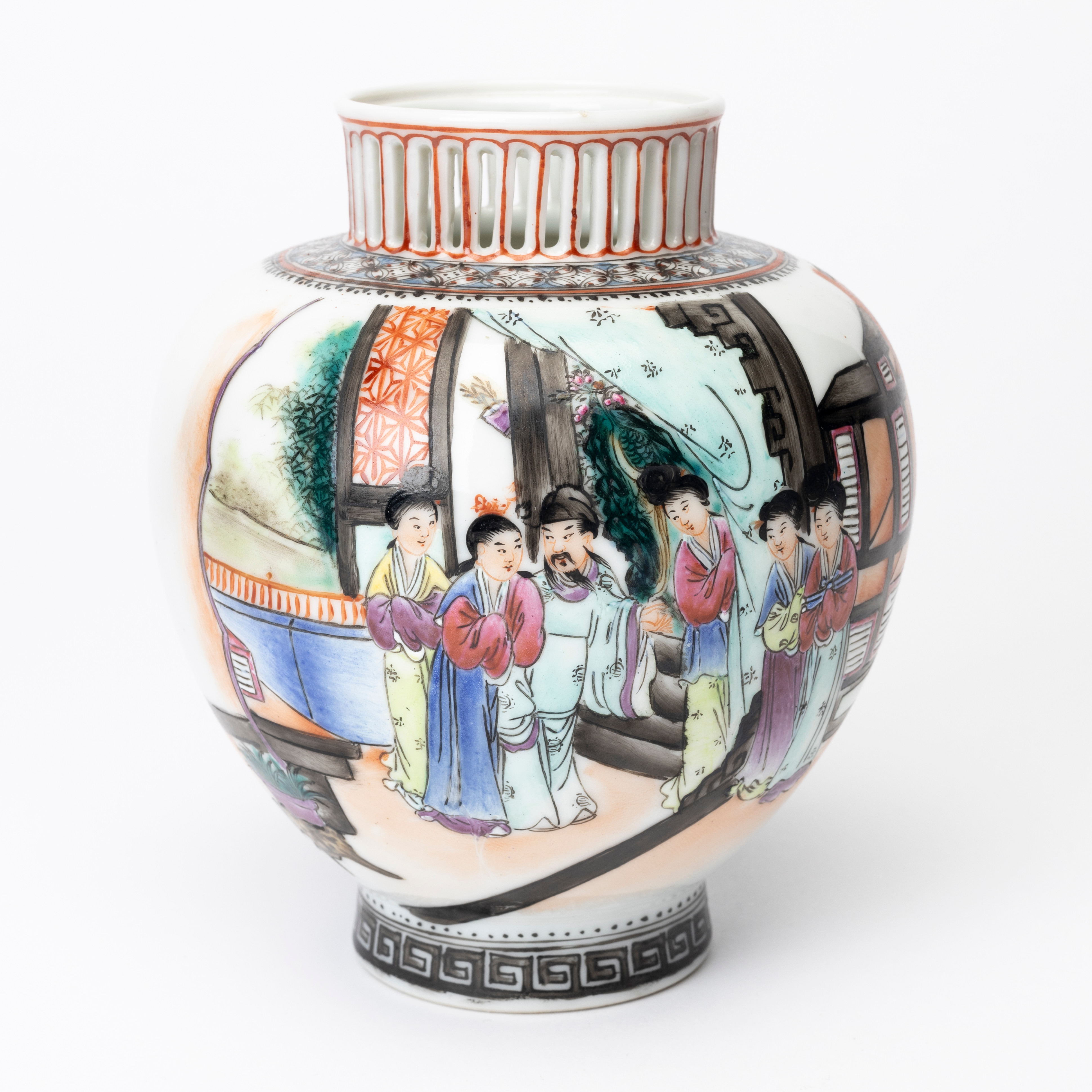 VAS, porslin, Kina, 1900-tal.