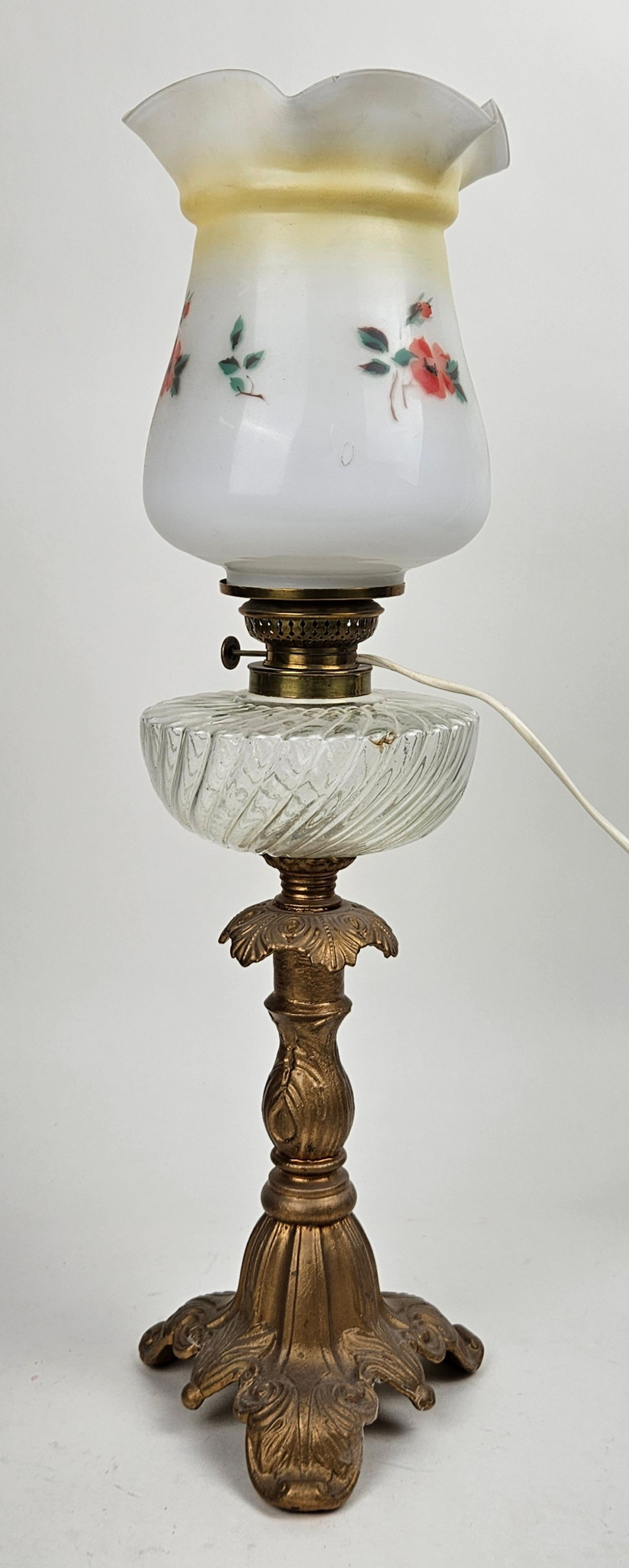 BORDSLAMPA, glas och metall, 1900-talets första hälft.