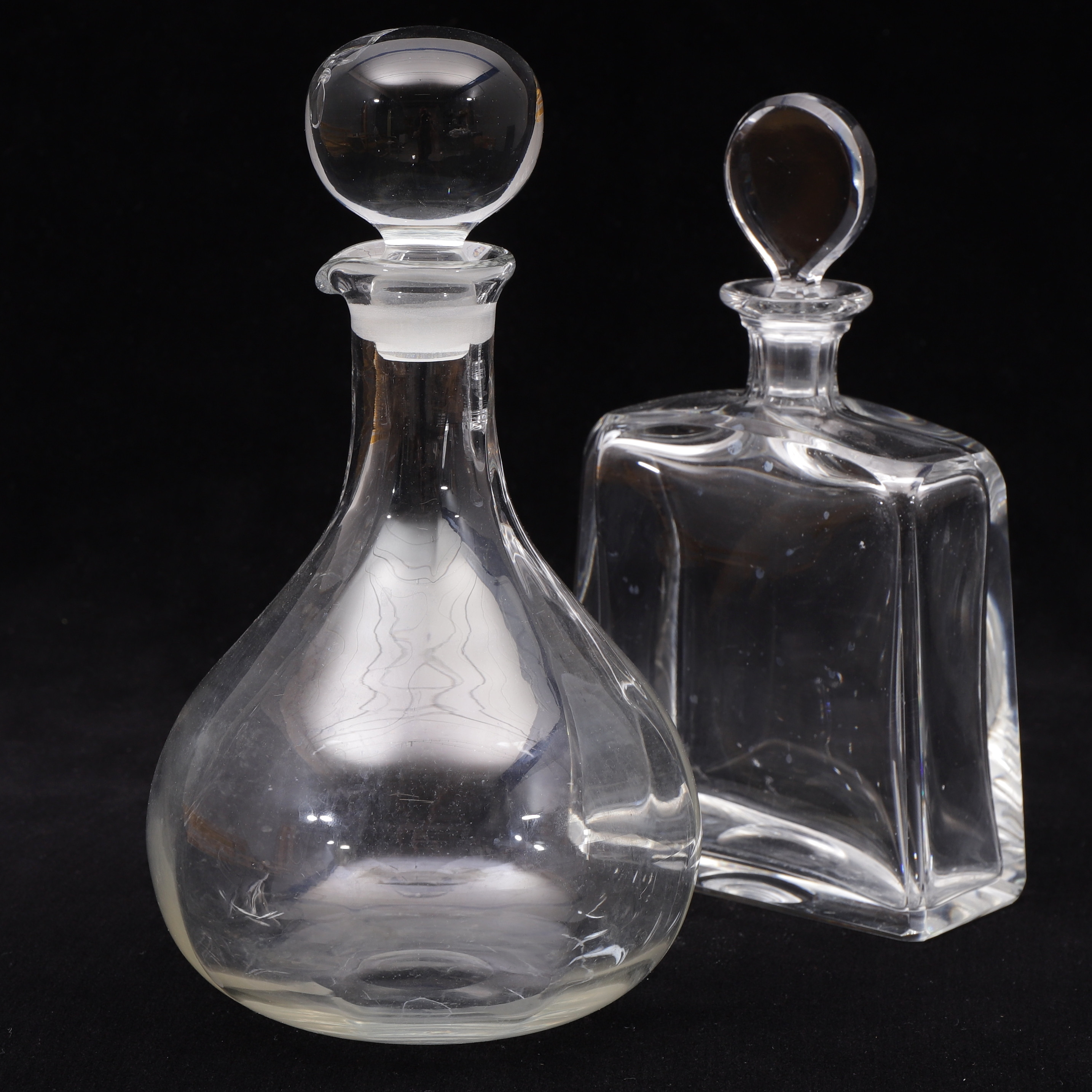 KARAFFER, 2 st, glas, Kosta, 1900-tal.